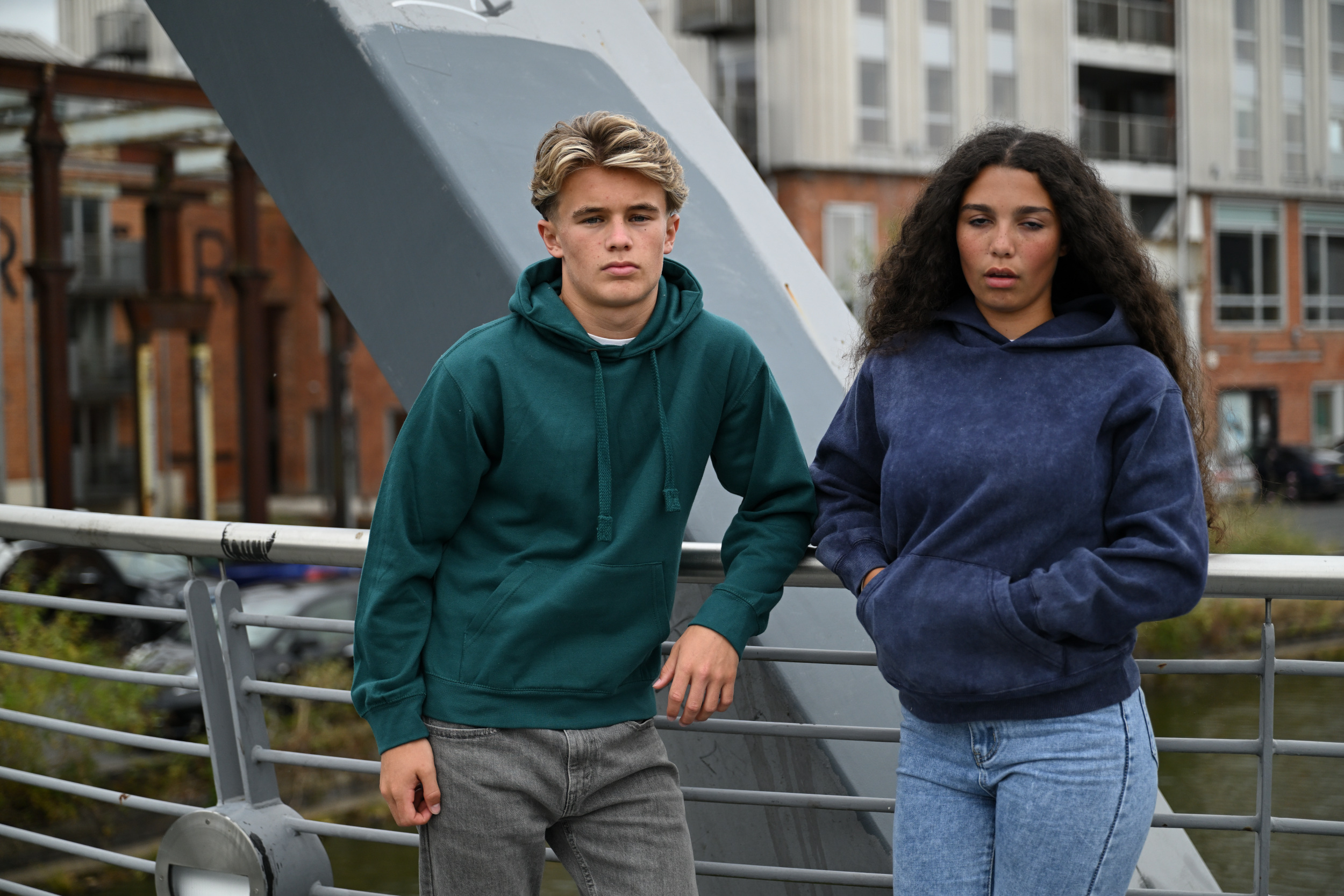 LifestyleAdults 1002