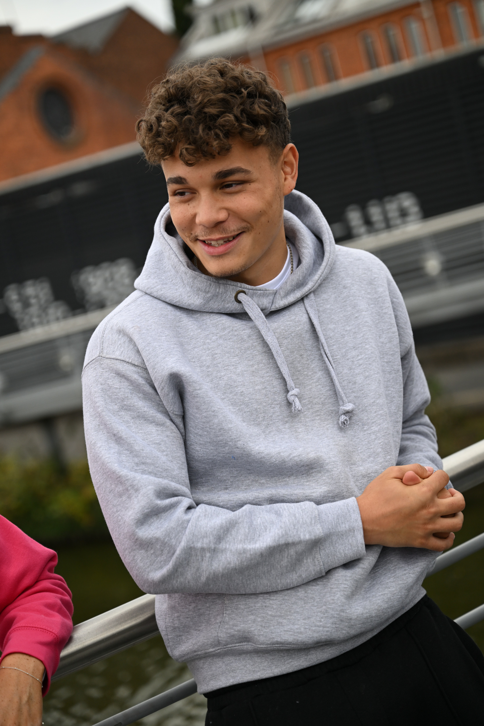 LifestyleAdults 1068