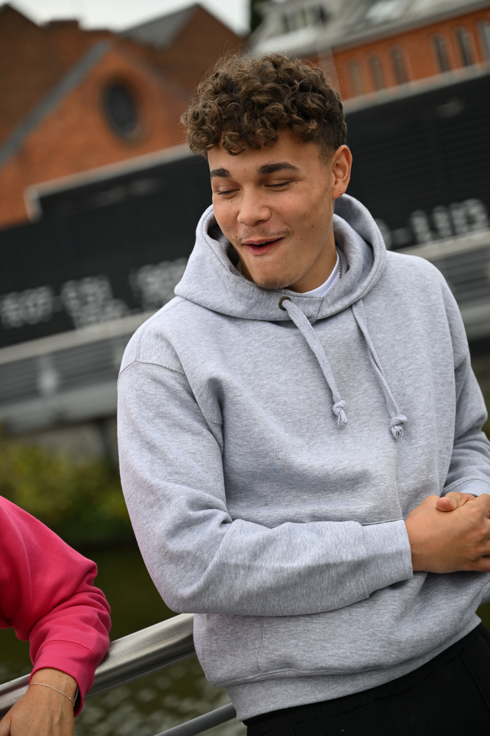 LifestyleAdults 1069