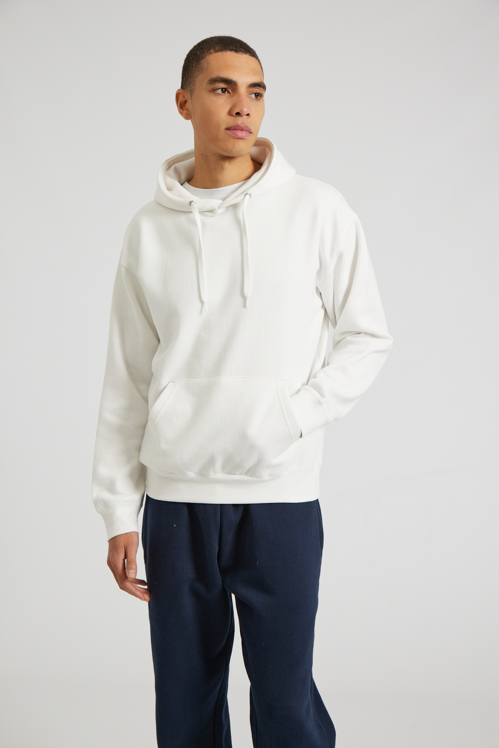 CR01-v2.0-Studio_122