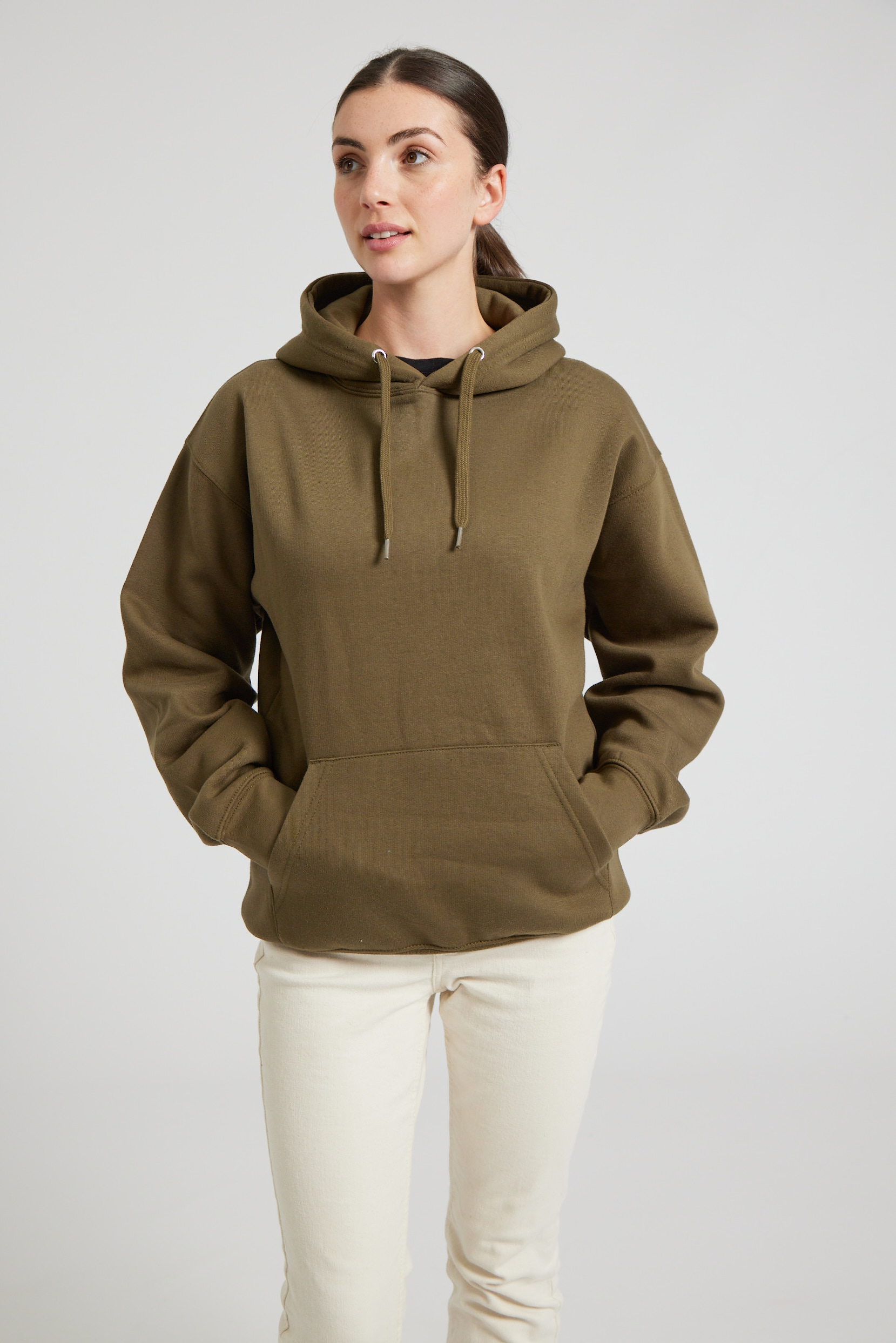 CR01-v2.0-Studio_135