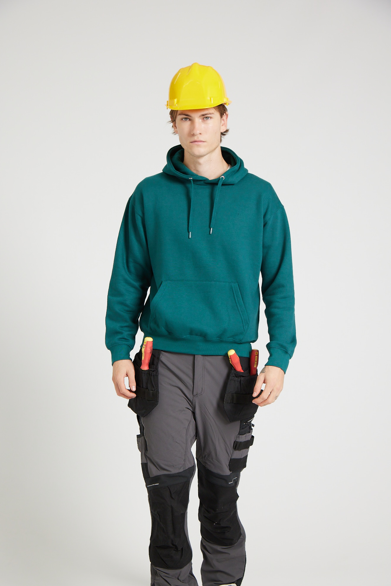 CR01-v2.0-Studio_216