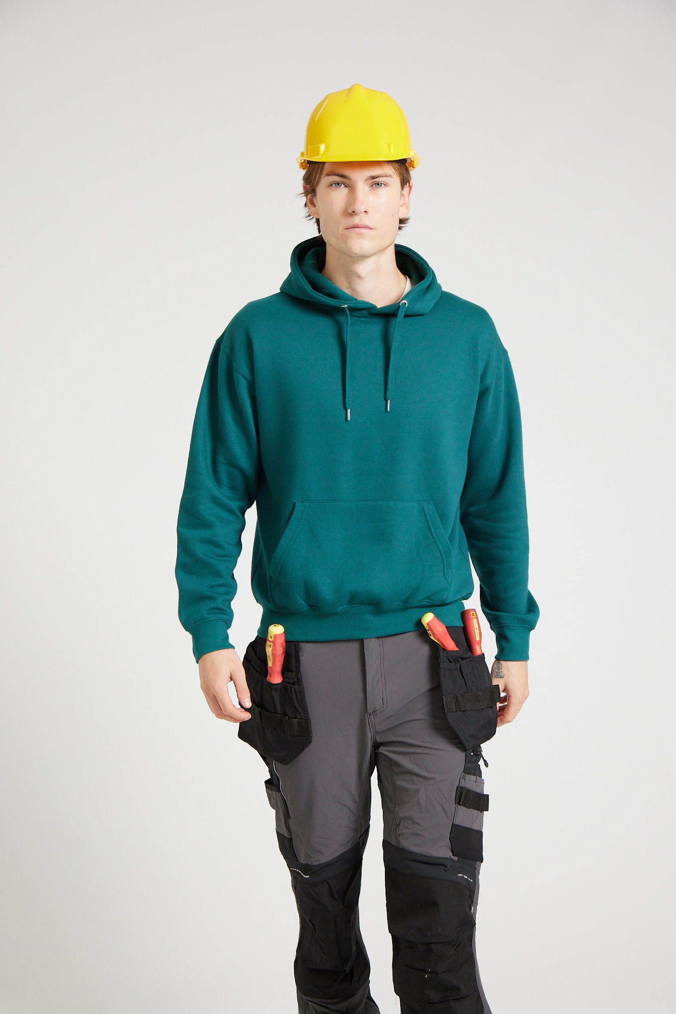 CR01-v2.0-Studio_217