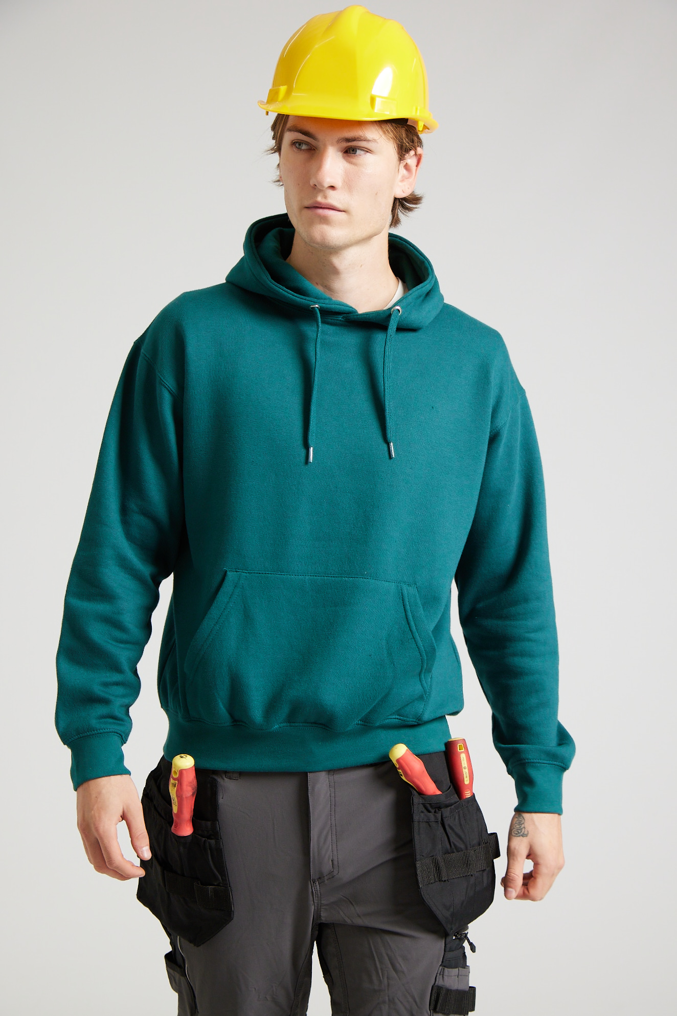 CR01-v2.0-Studio_230