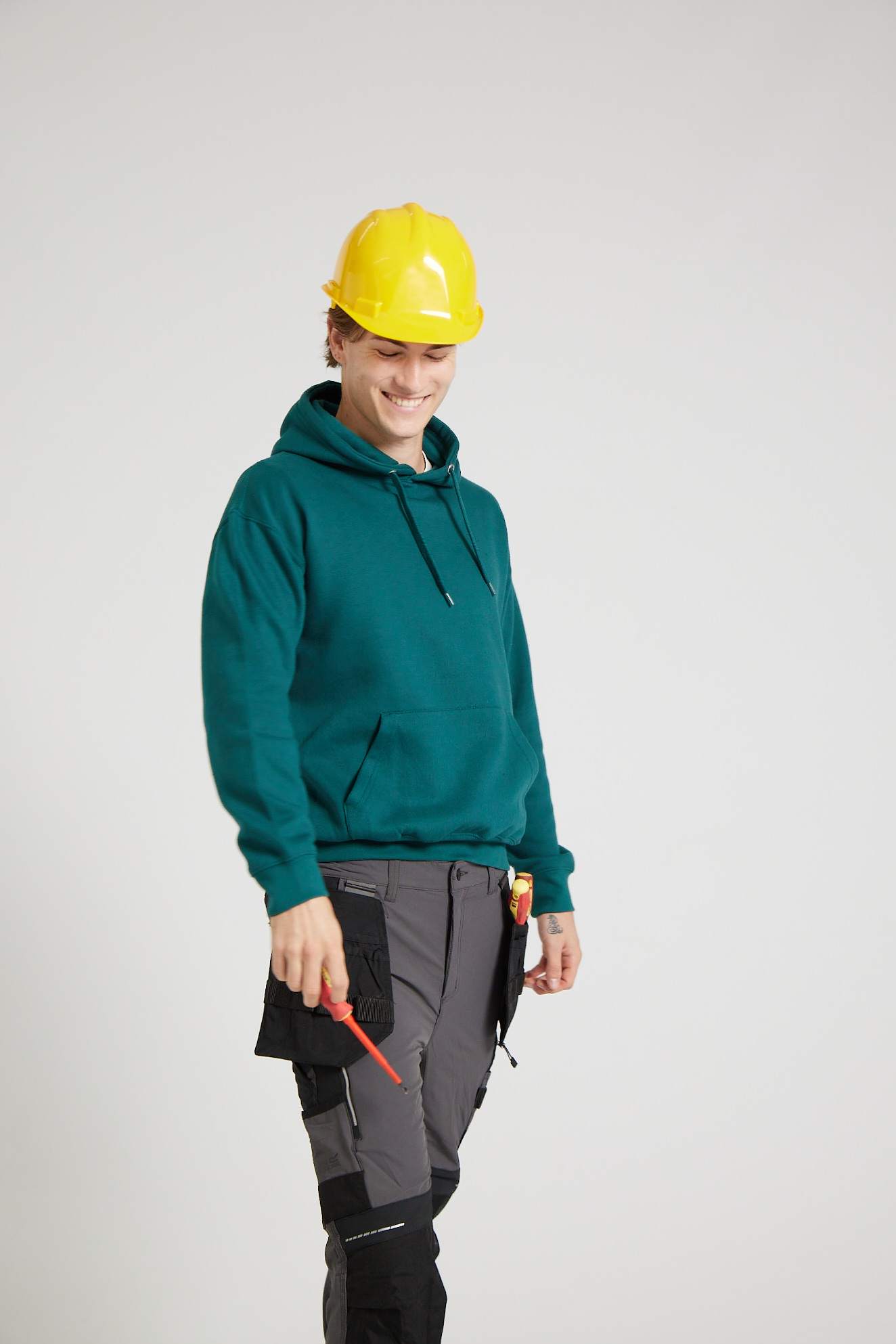 CR01-v2.0-Studio_236