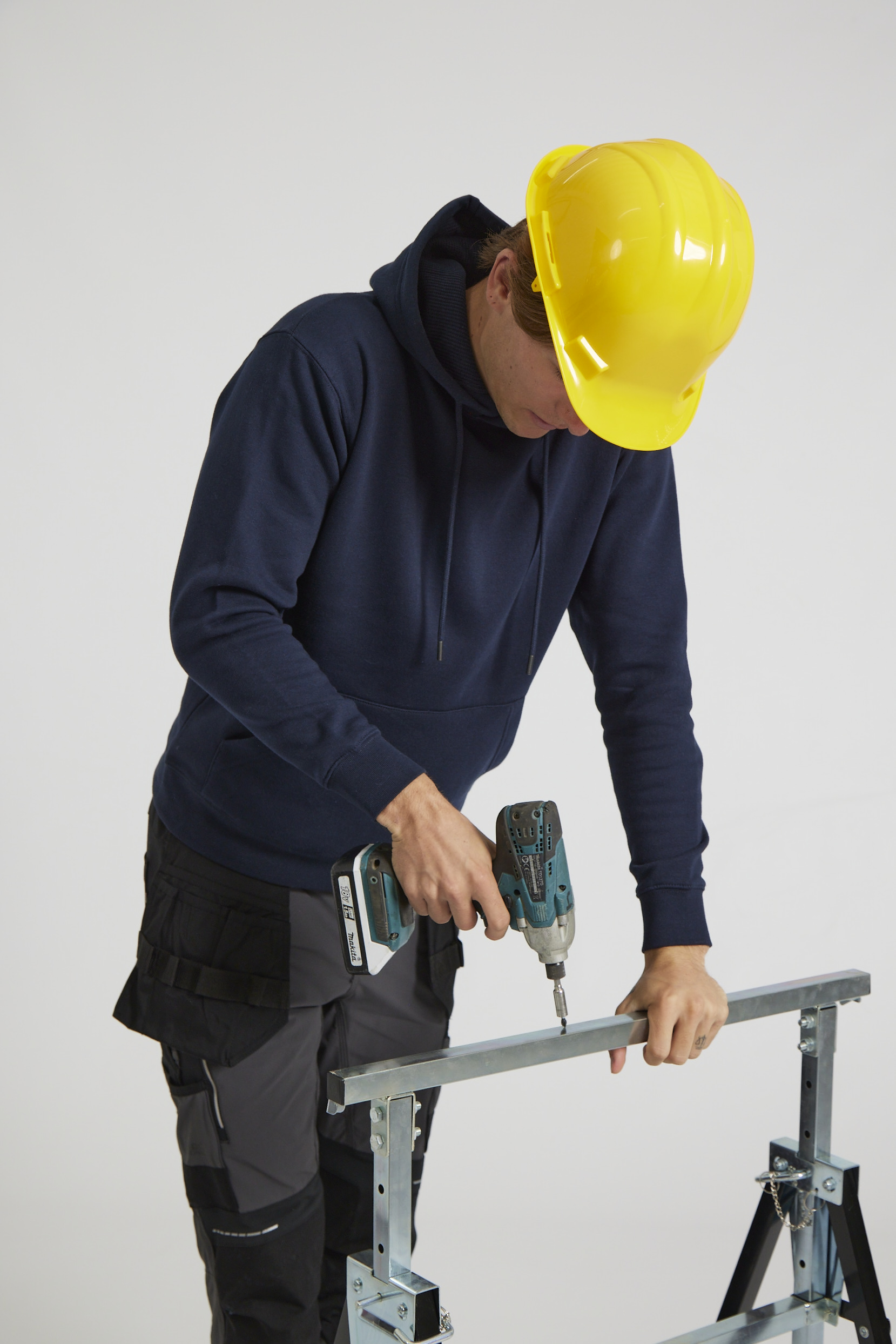 CR02-v2.0-Studio_110