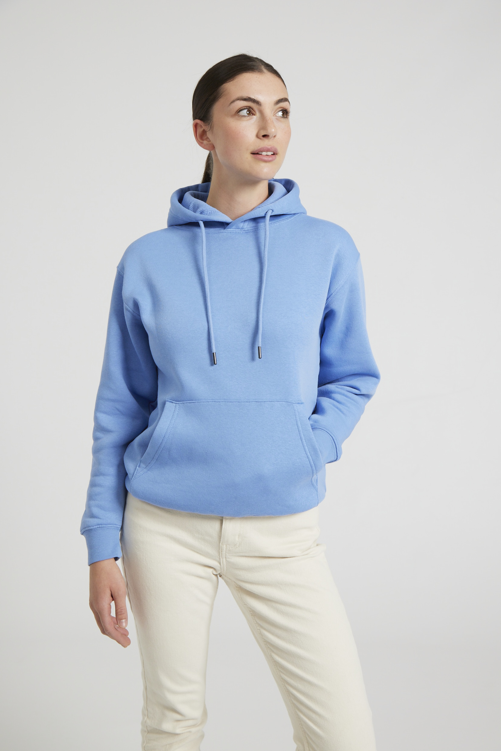 CR02-v2.0-Studio_115