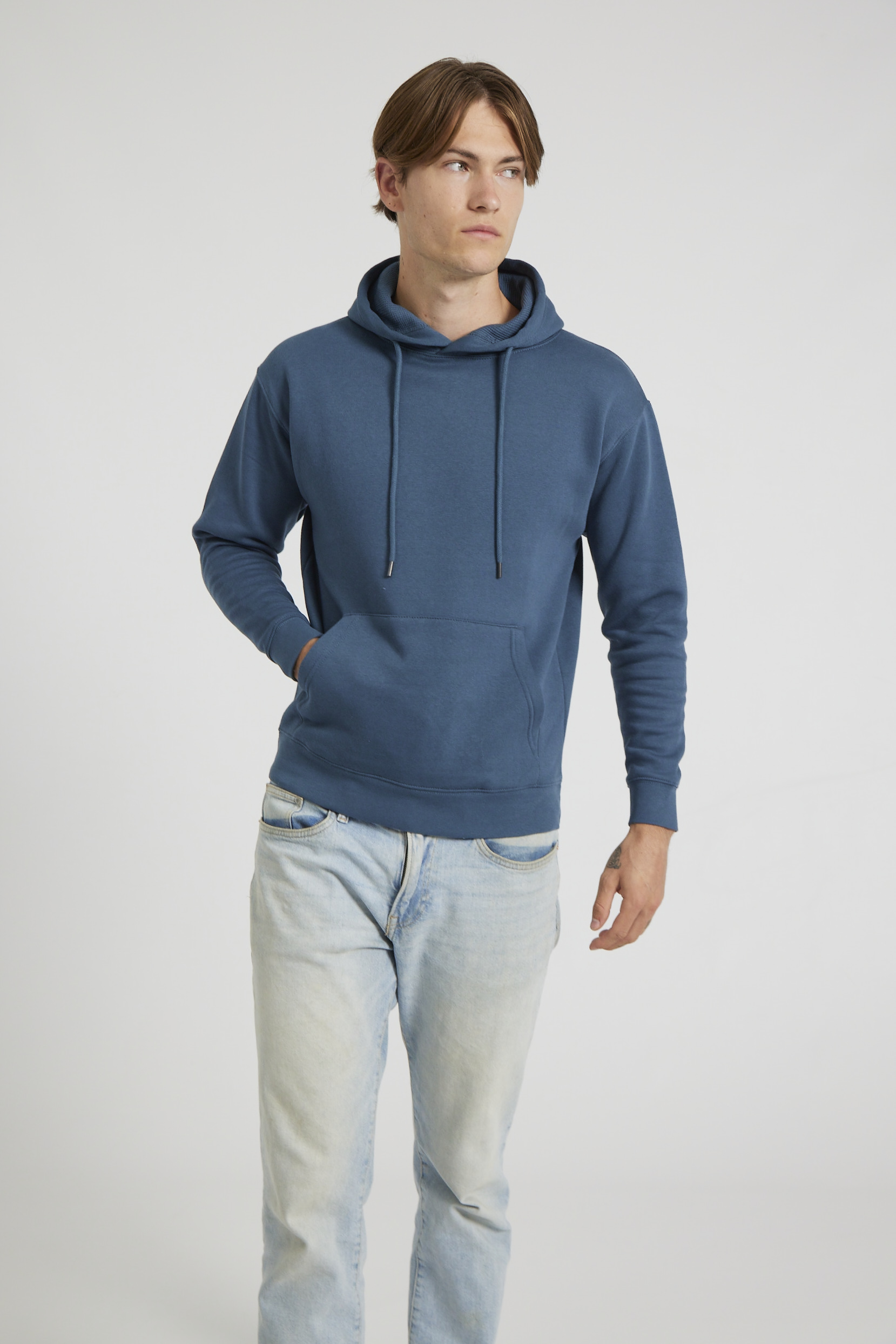 CR02-v2.0-Studio_124