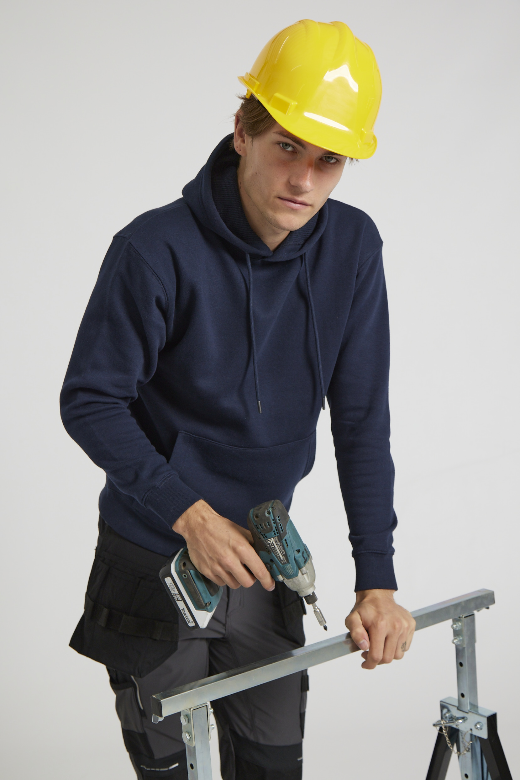 CR02-v2.0-Studio_125