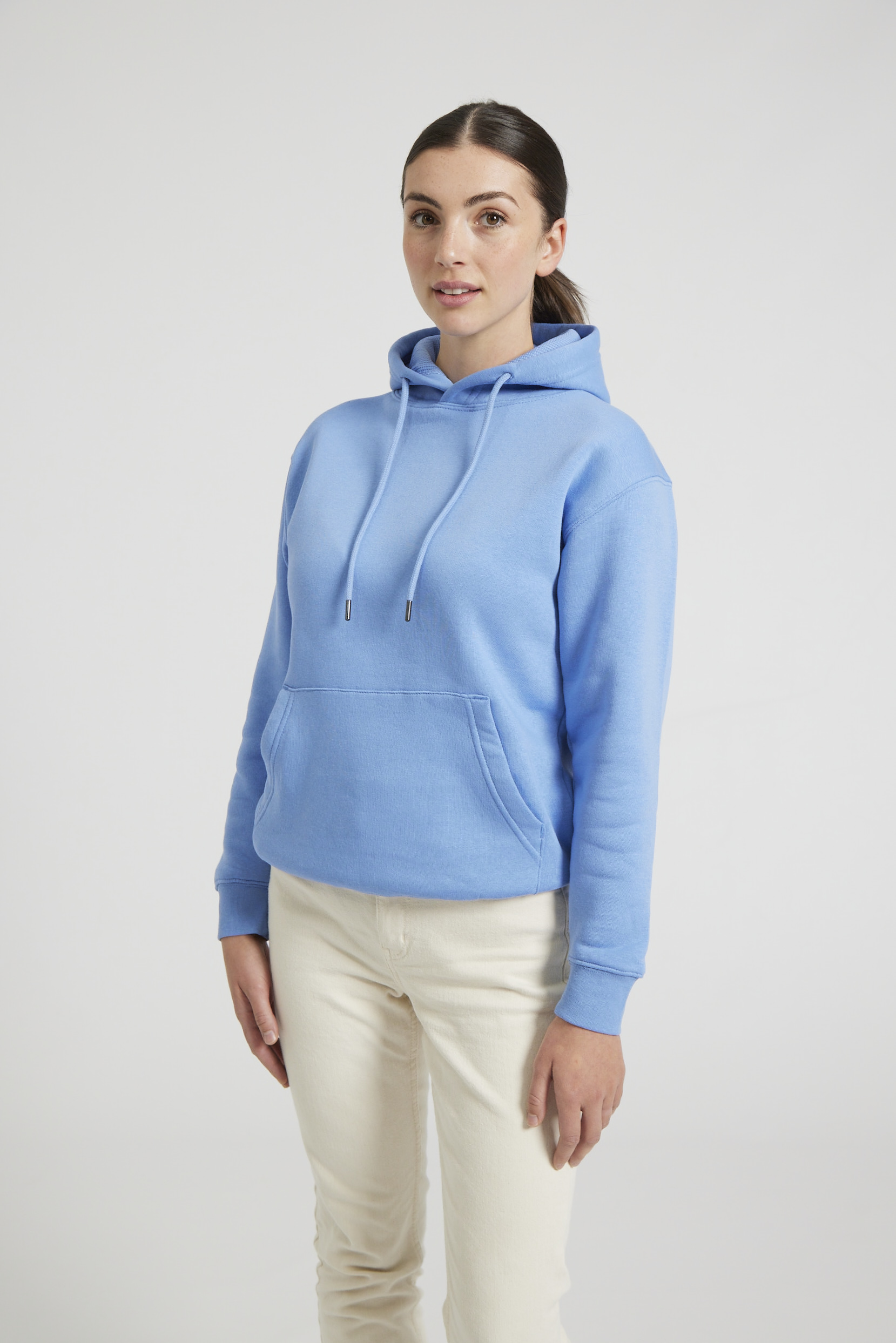 CR02-v2.0-Studio_139