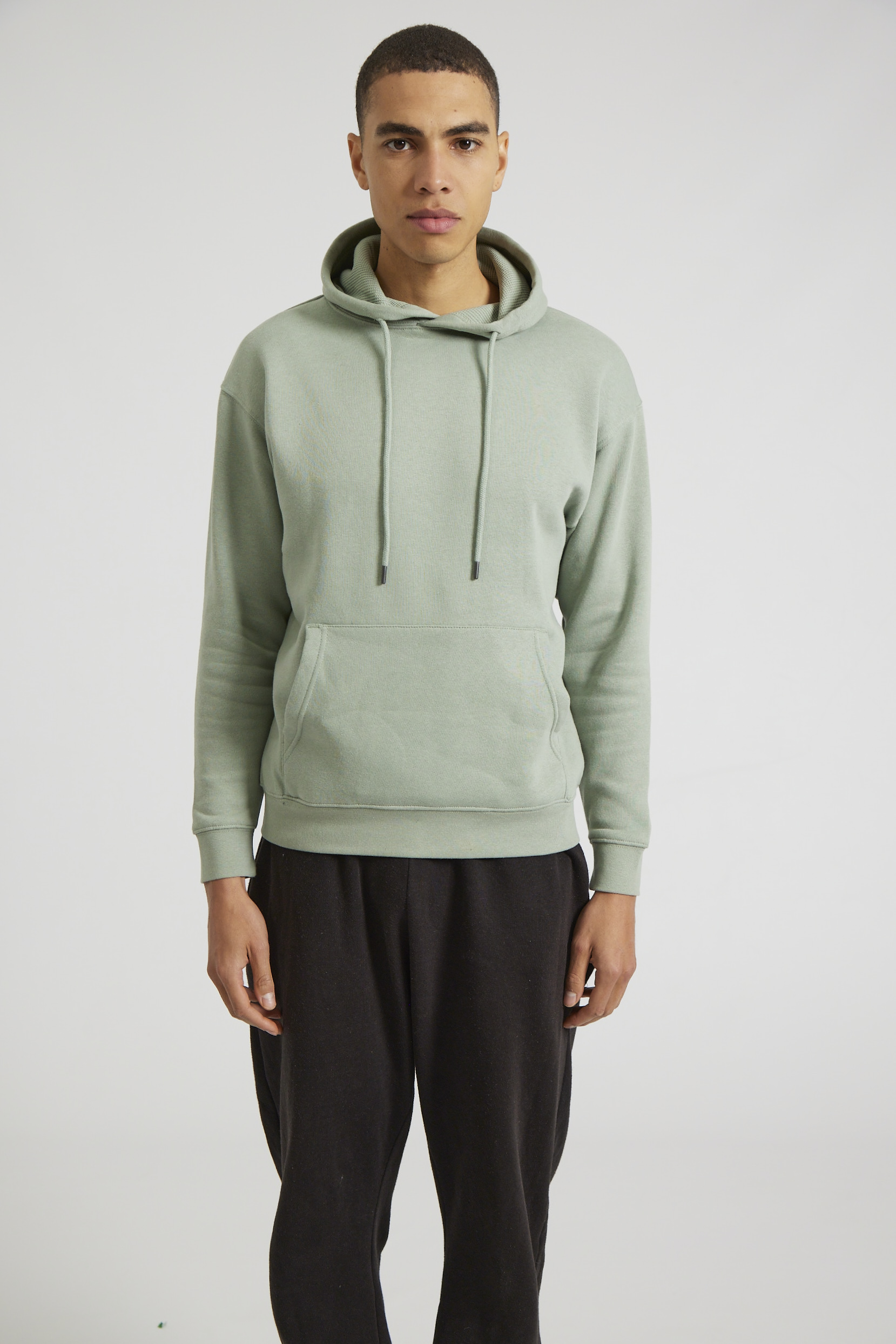 CR02-v2.0-Studio_165