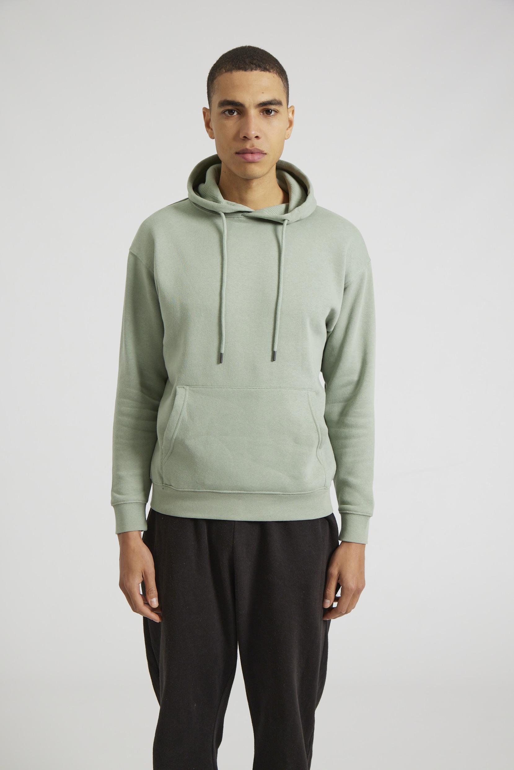 CR02-v2.0-Studio_166