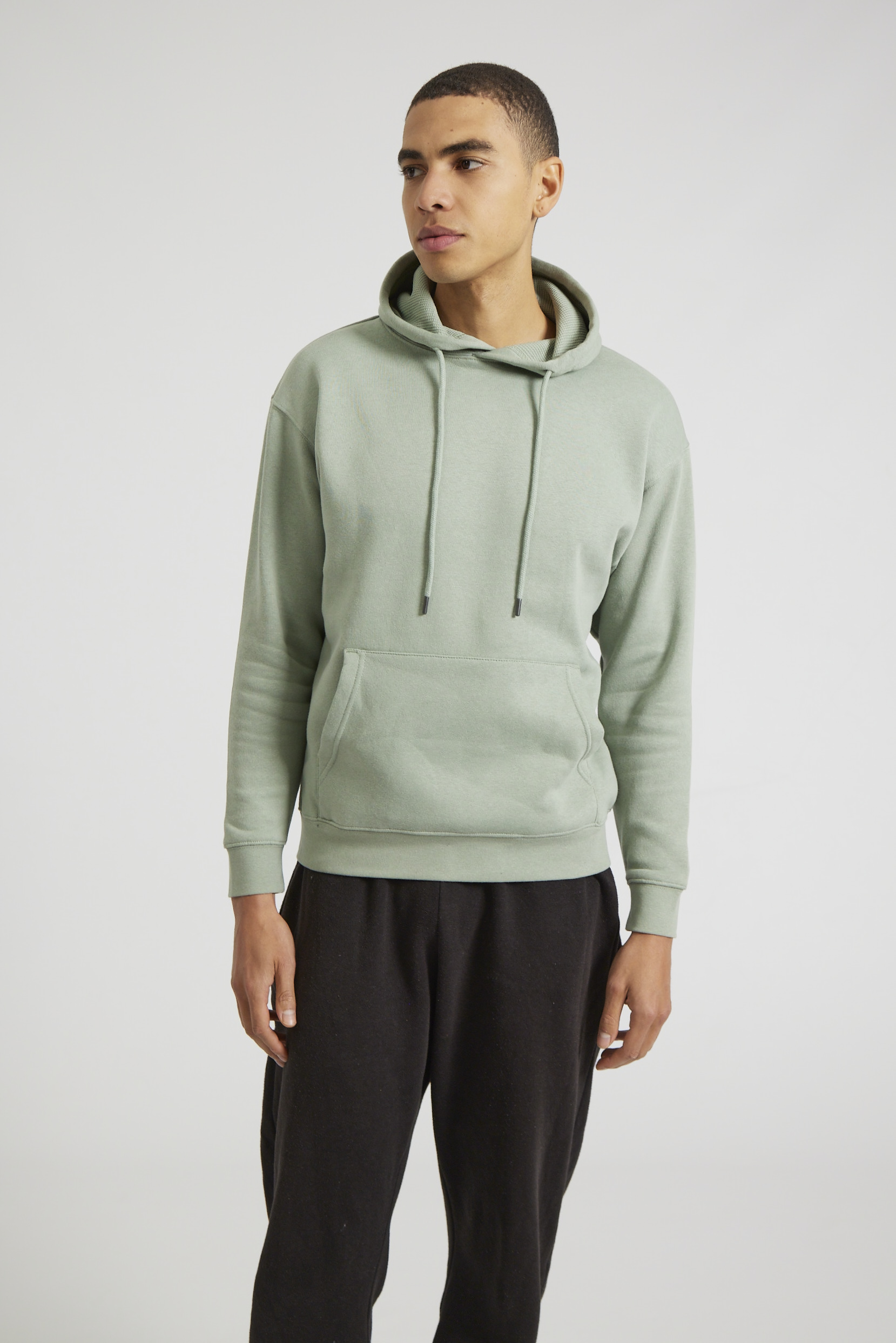 CR02-v2.0-Studio_167