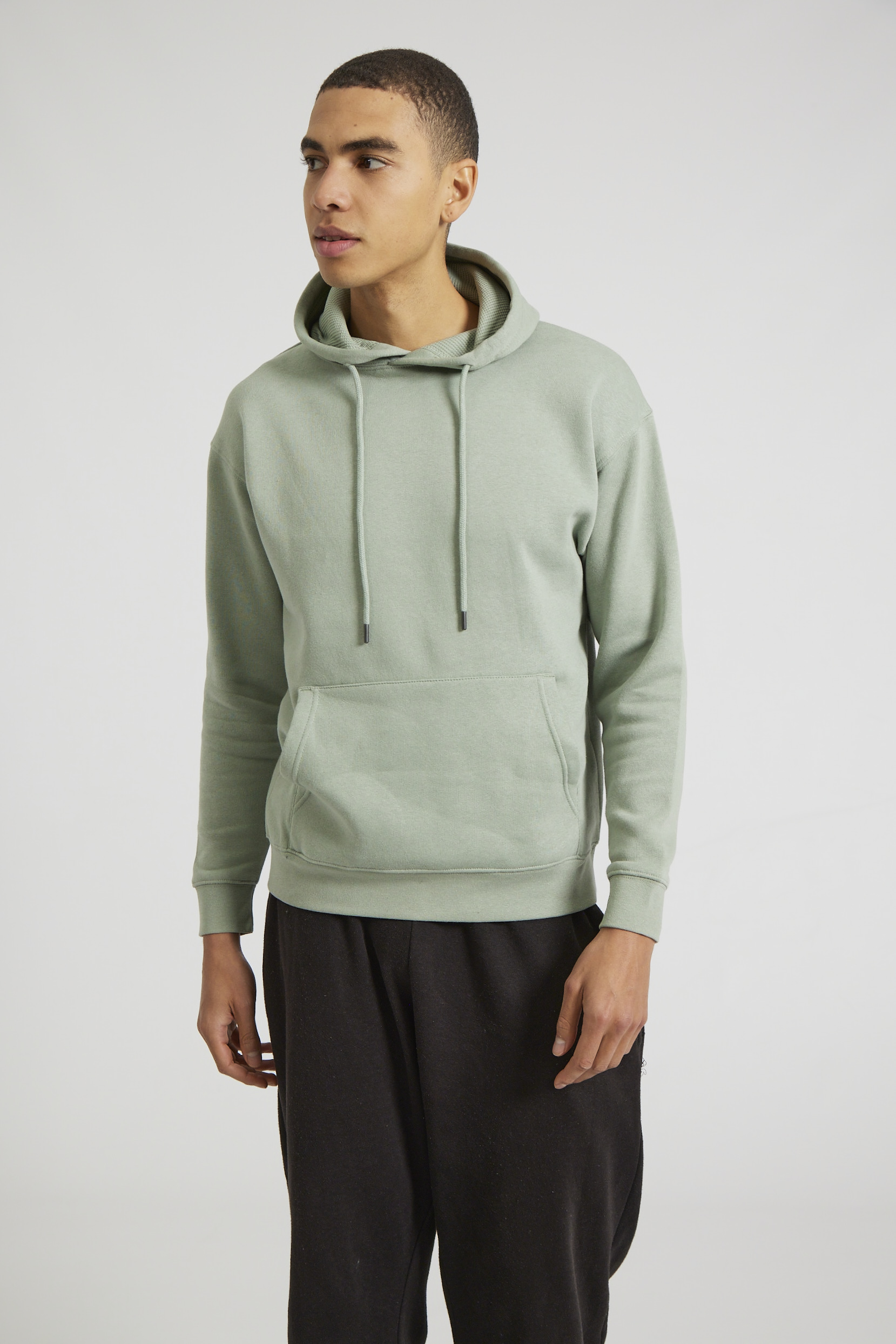 CR02-v2.0-Studio_172