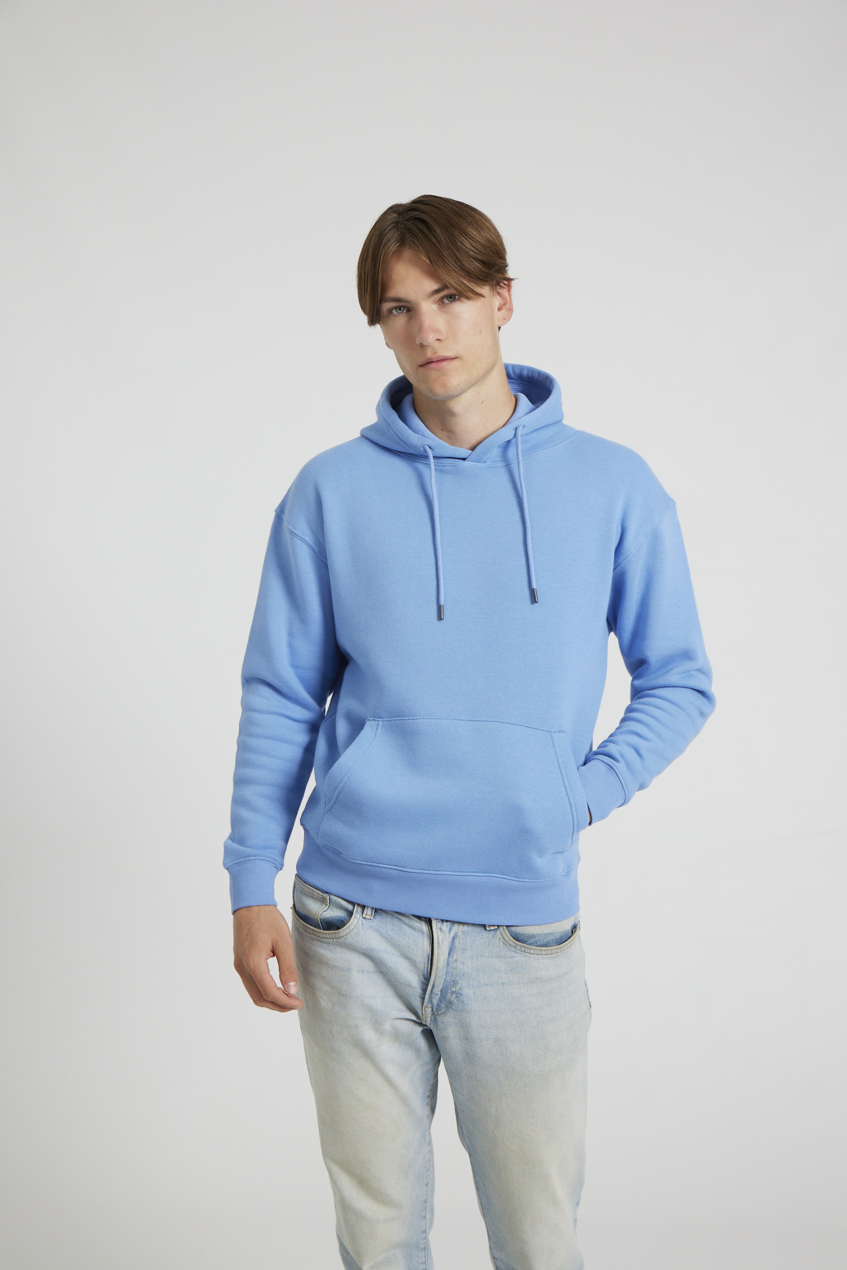 CR02-v2.0-Studio_187