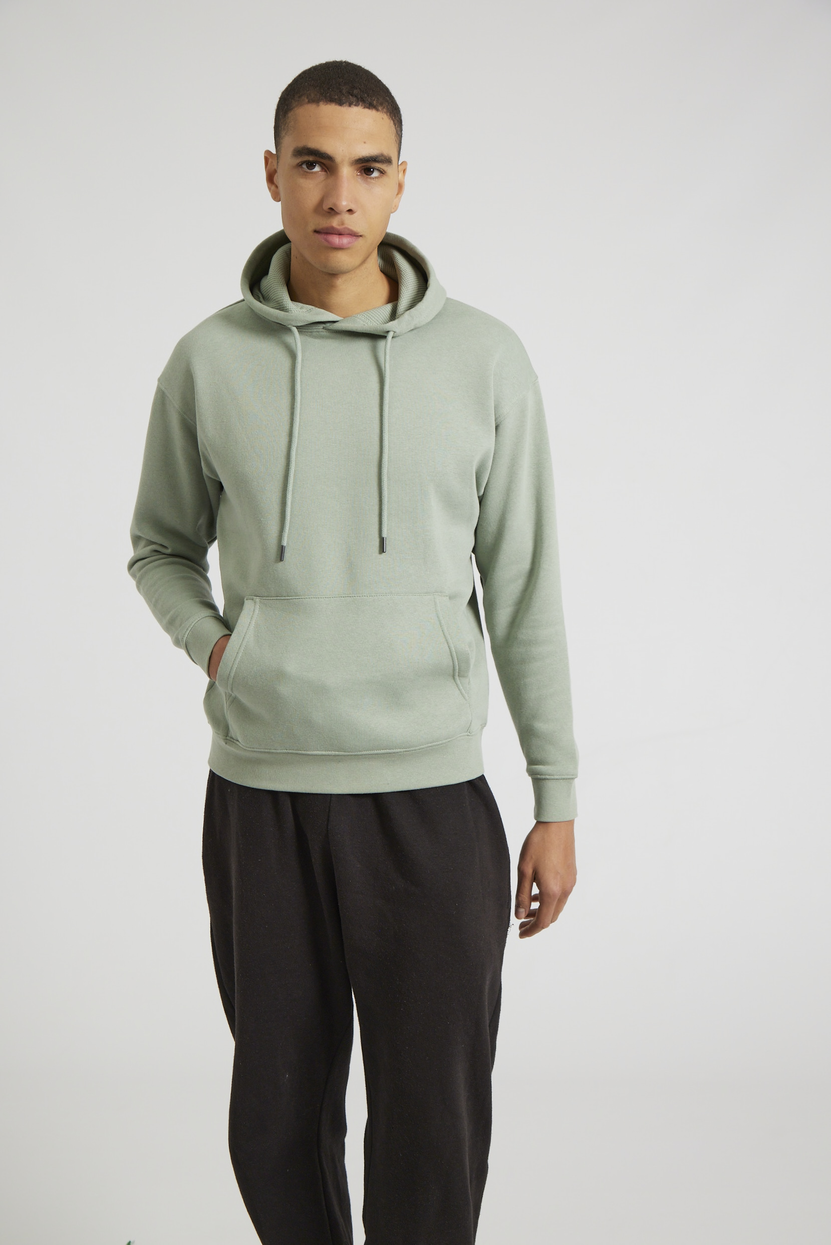 CR02-v2.0-Studio_192