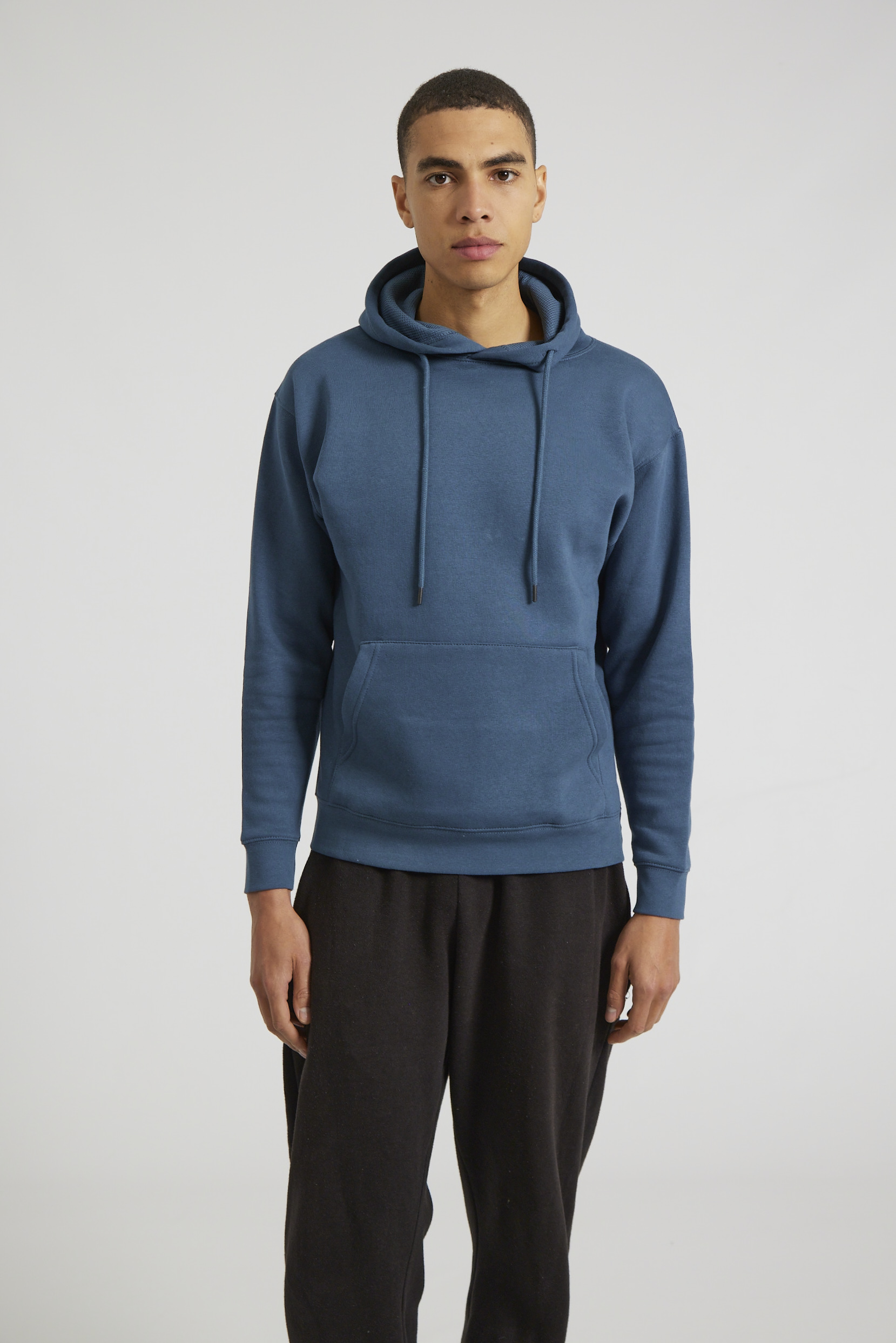 CR02-v2.0-Studio_232