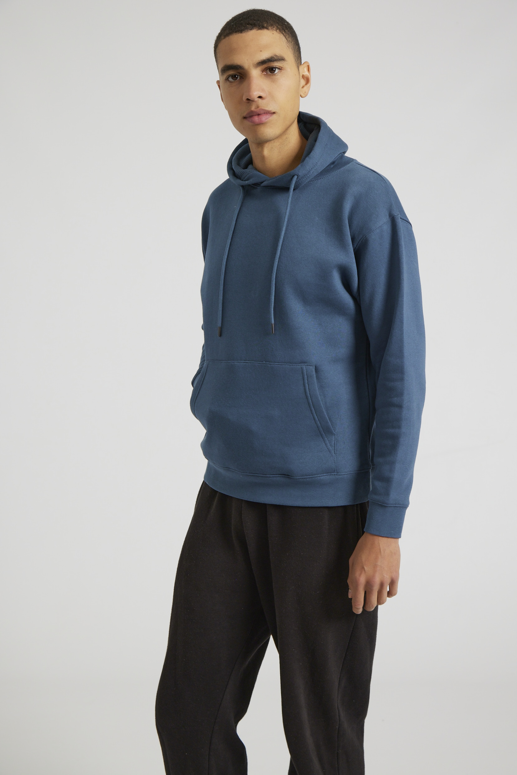 CR02-v2.0-Studio_256