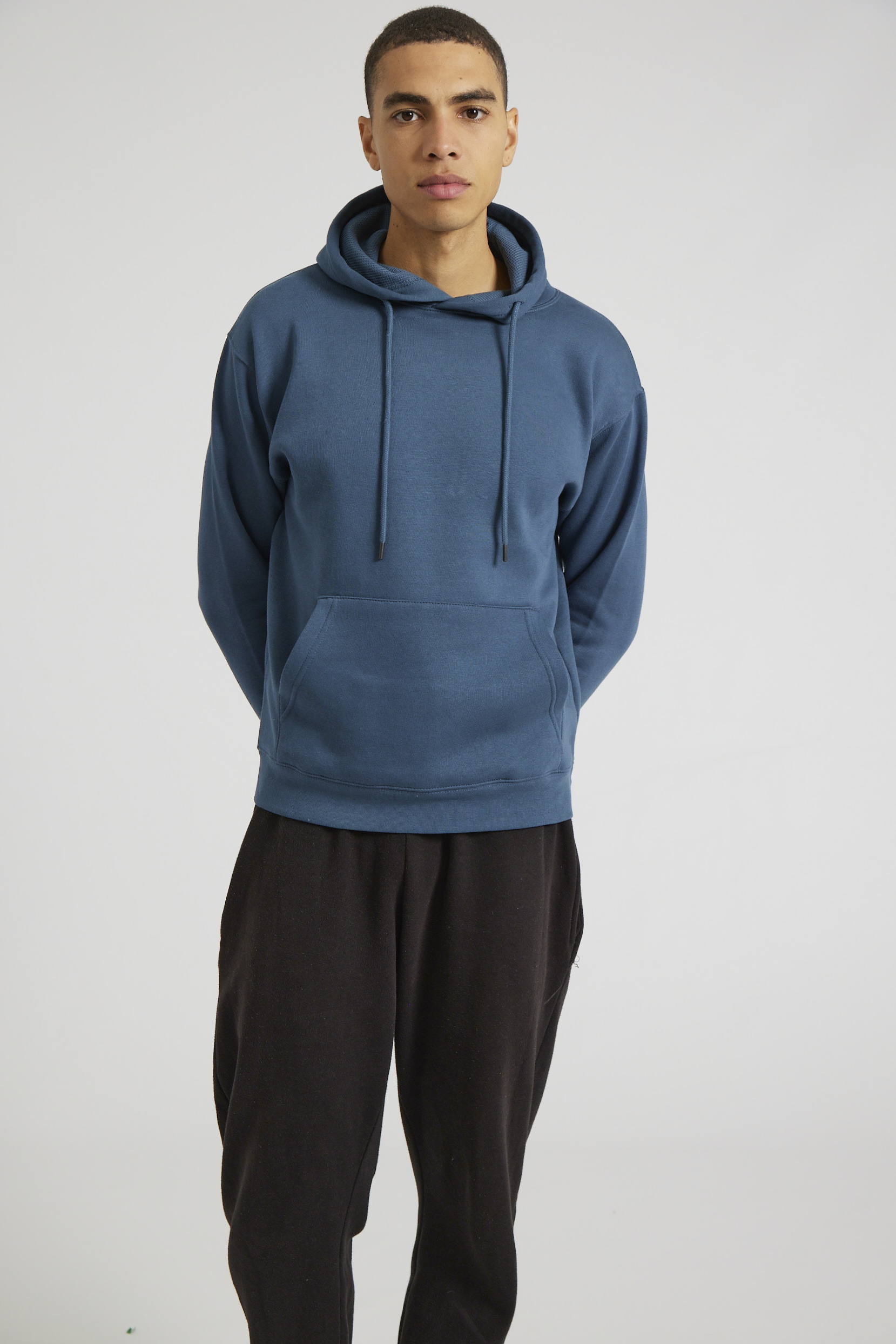 CR02-v2.0-Studio_266