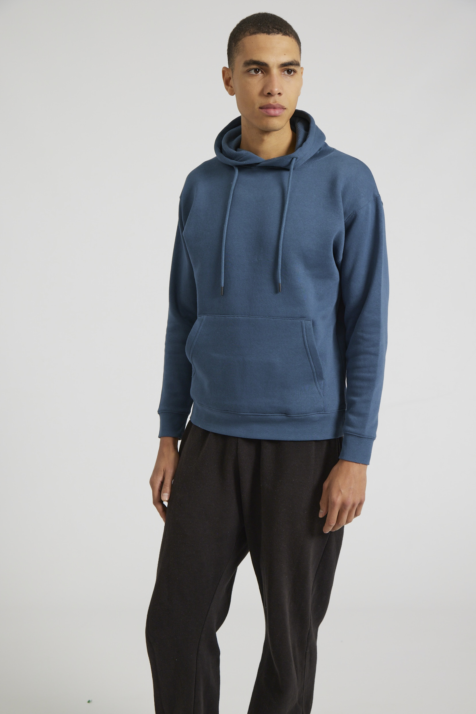 CR02-v2.0-Studio_272