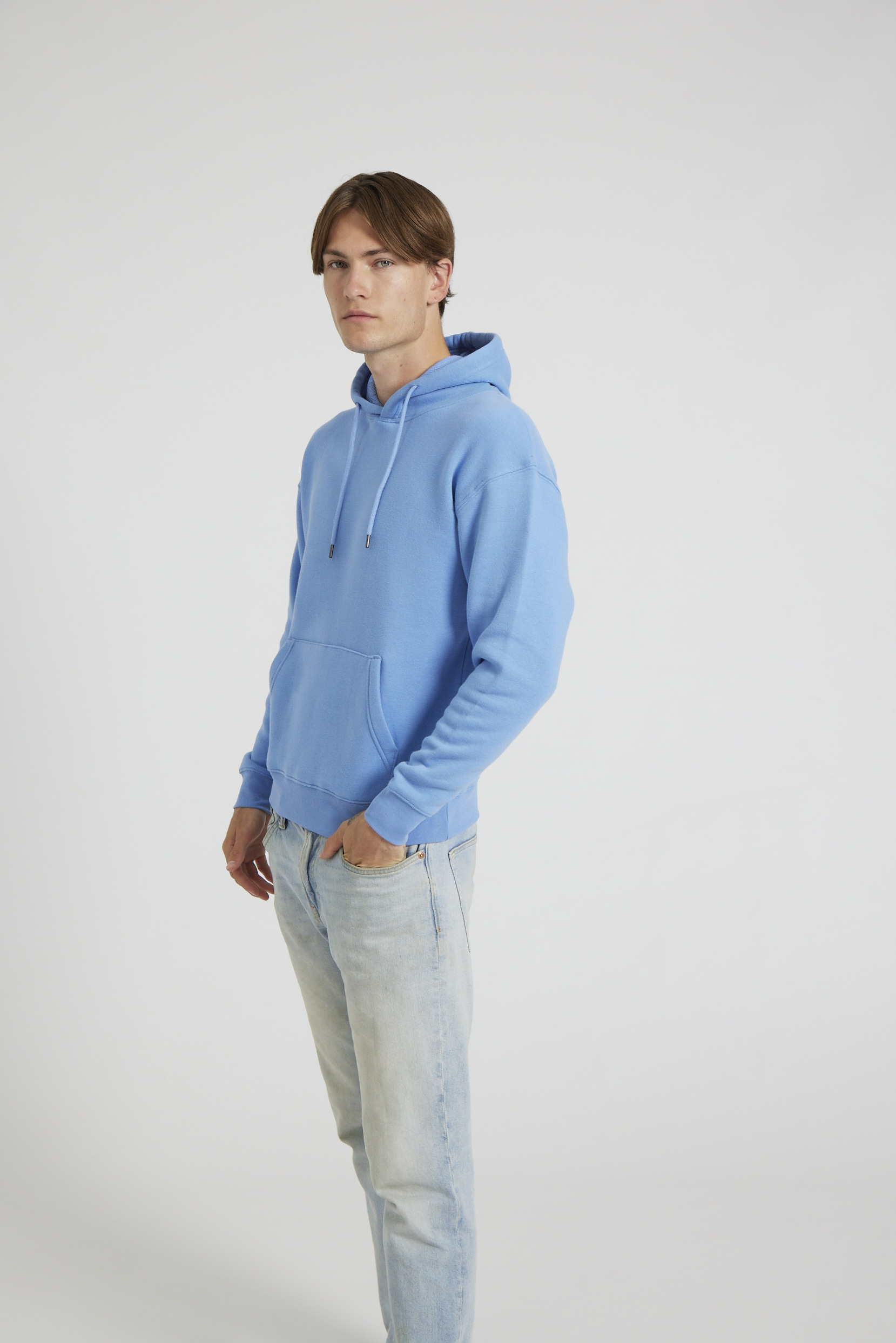 CR02-v2.0-Studio_286