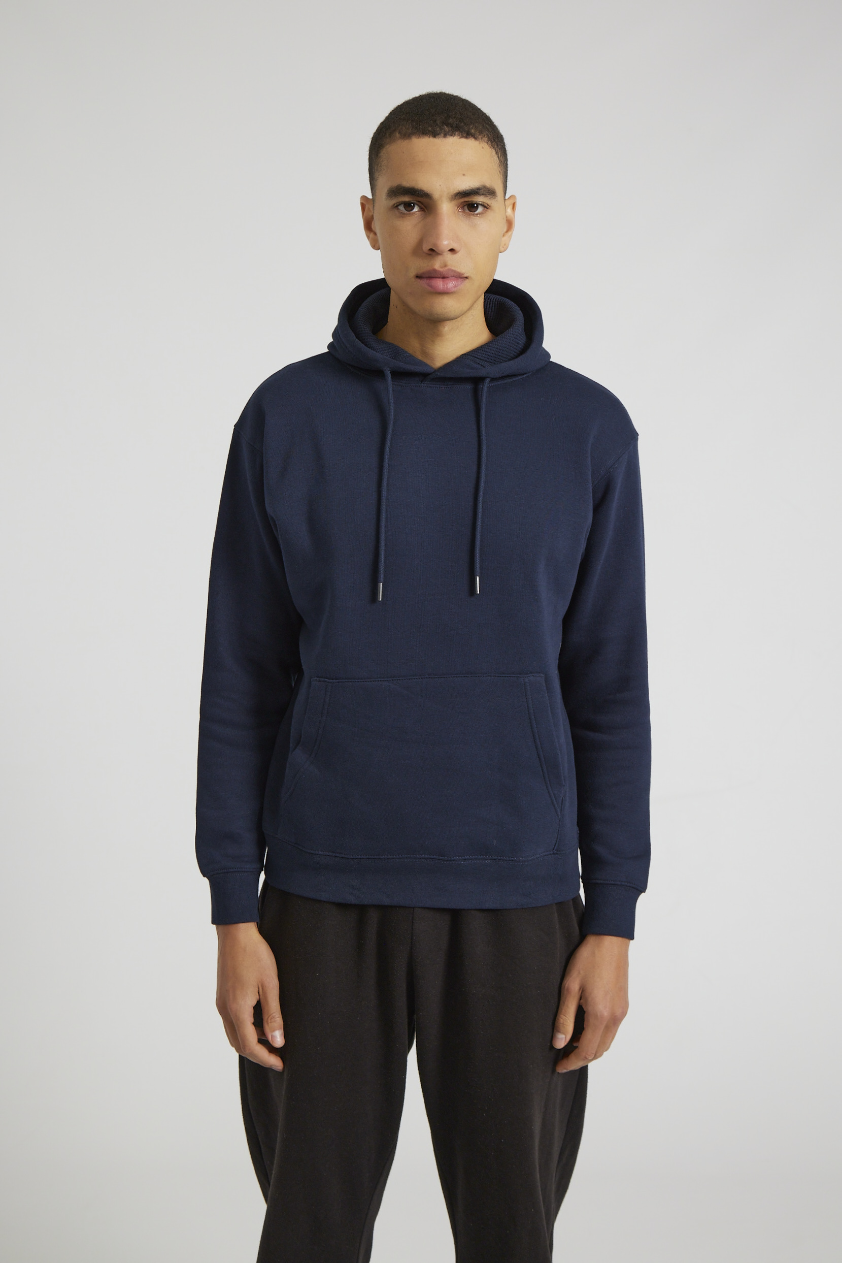 CR02-v2.0-Studio_299