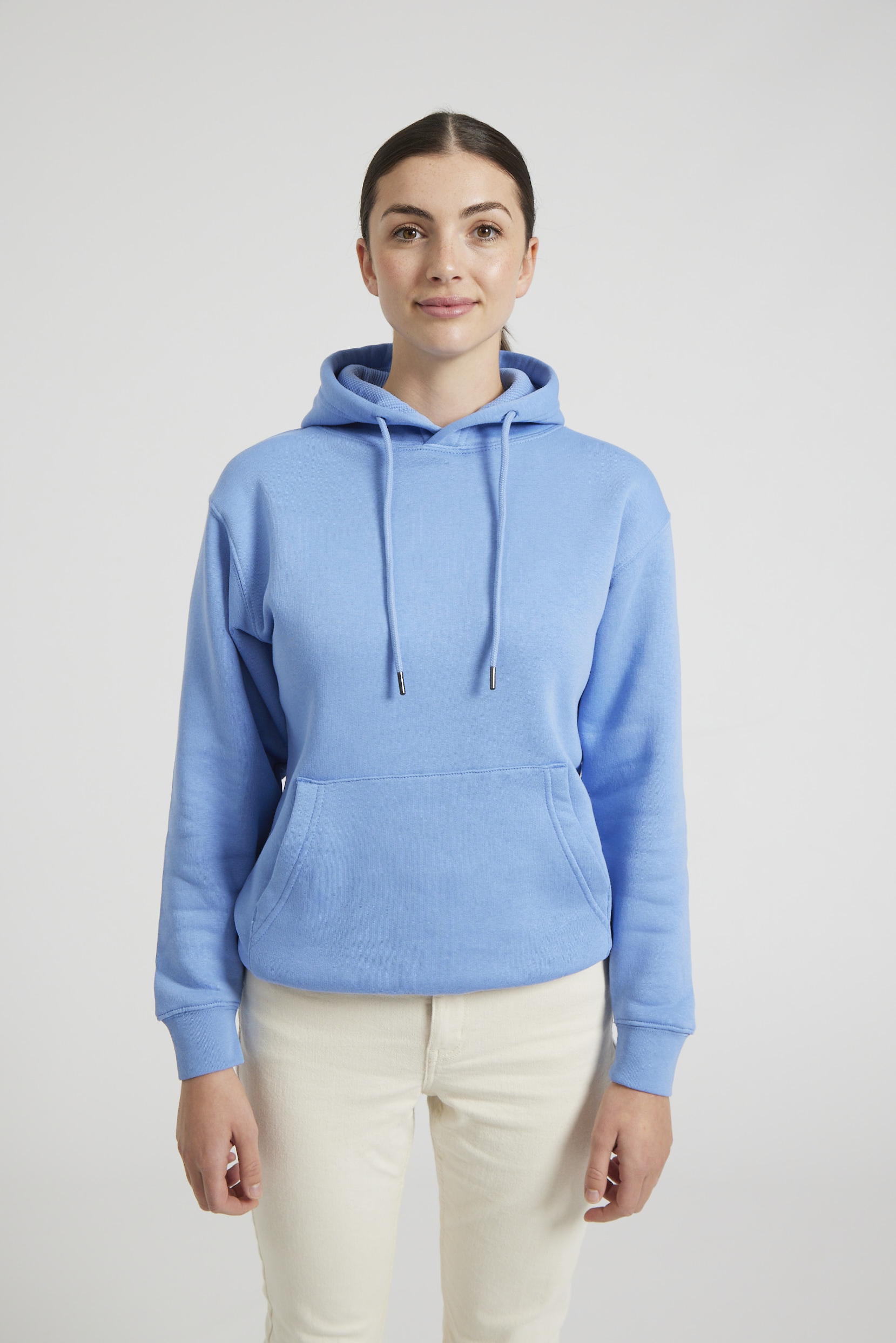 CR02-v2.0-Studio_310