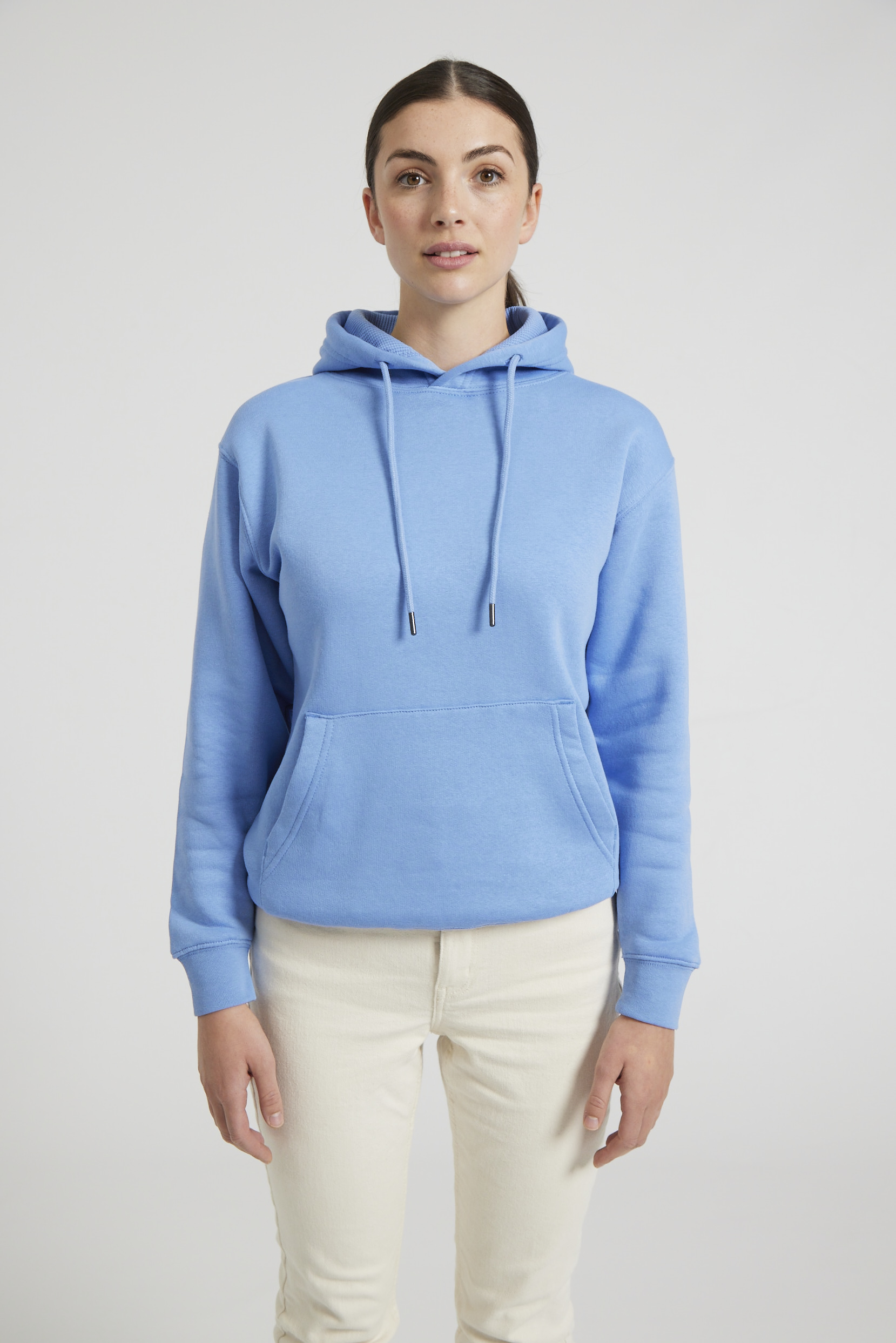 CR02-v2.0-Studio_322