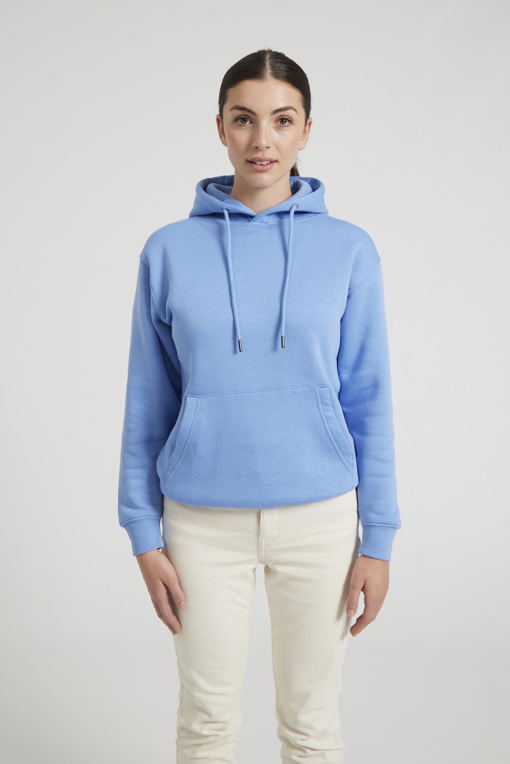 CR02-v2.0-Studio_342