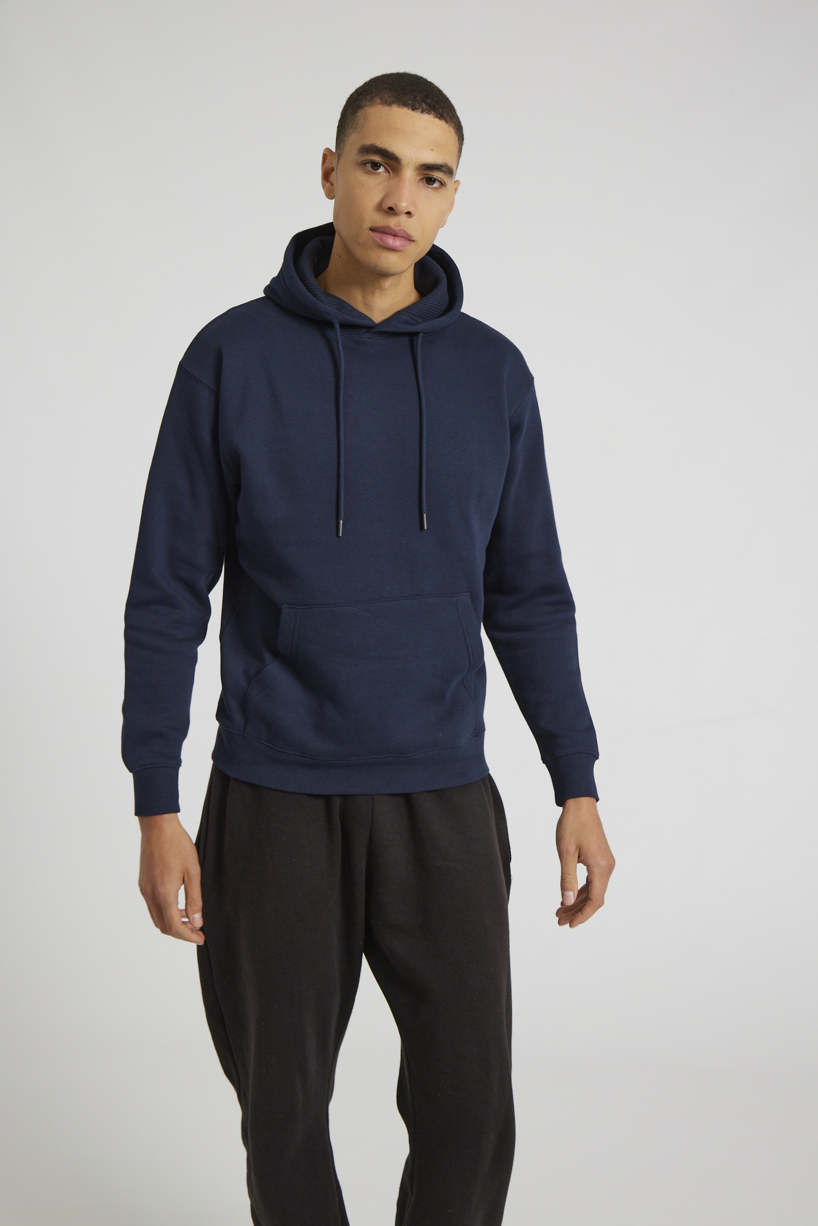 CR02-v2.0-Studio_345