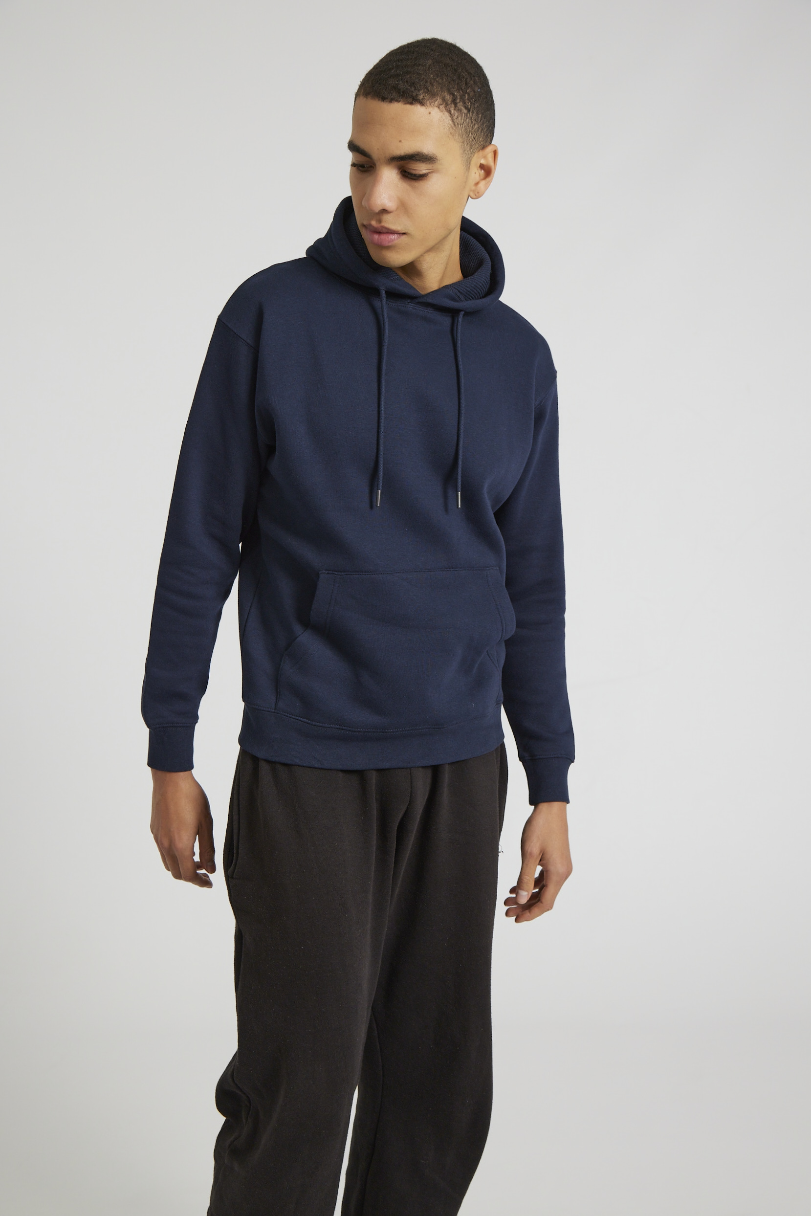 CR02-v2.0-Studio_352