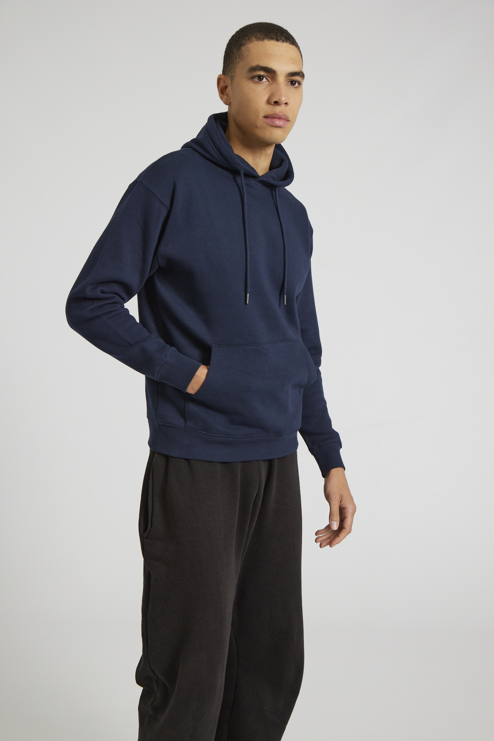 CR02-v2.0-Studio_361