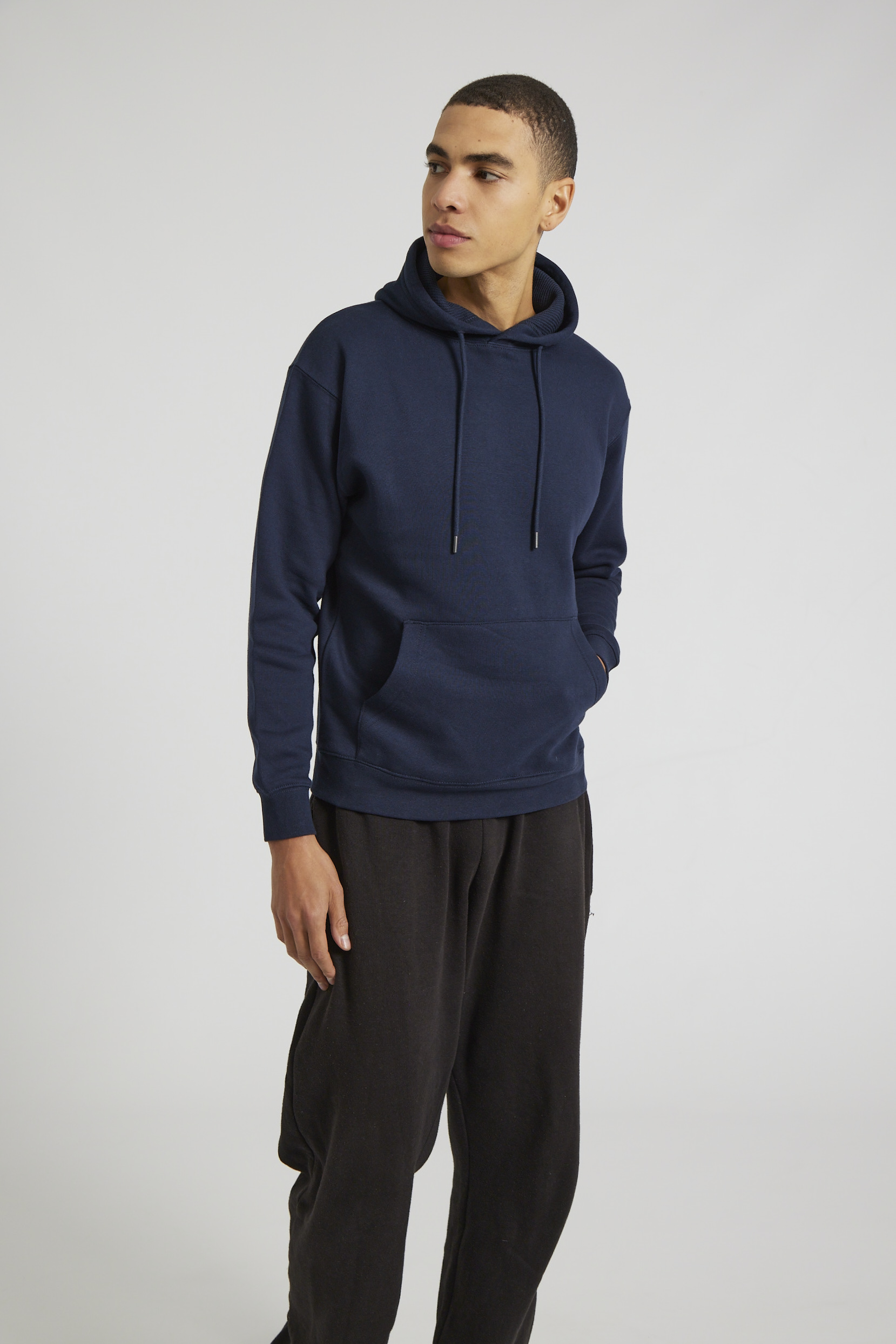 CR02-v2.0-Studio_372