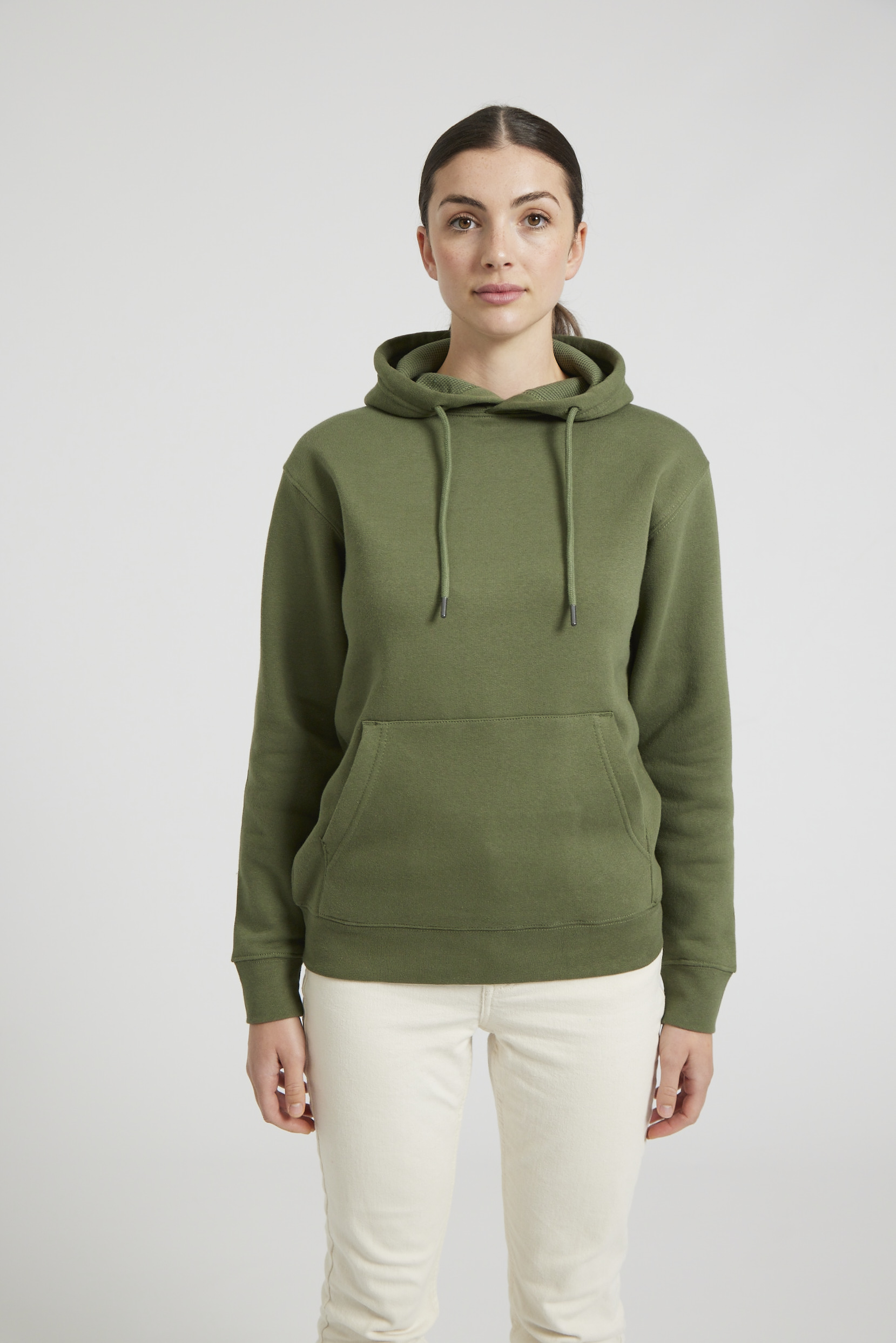 CR02-v2.0-Studio_377