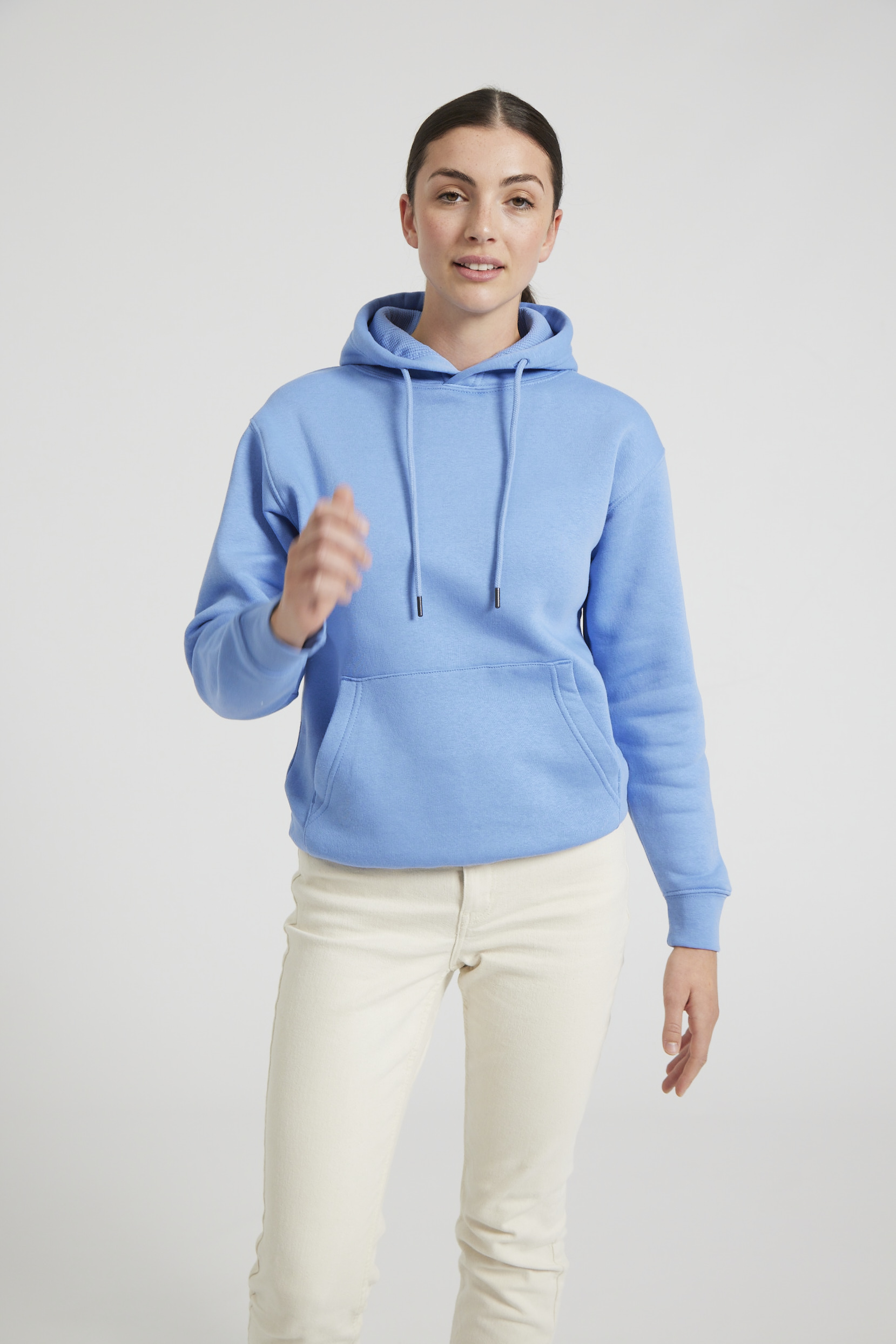 CR02-v2.0-Studio_426