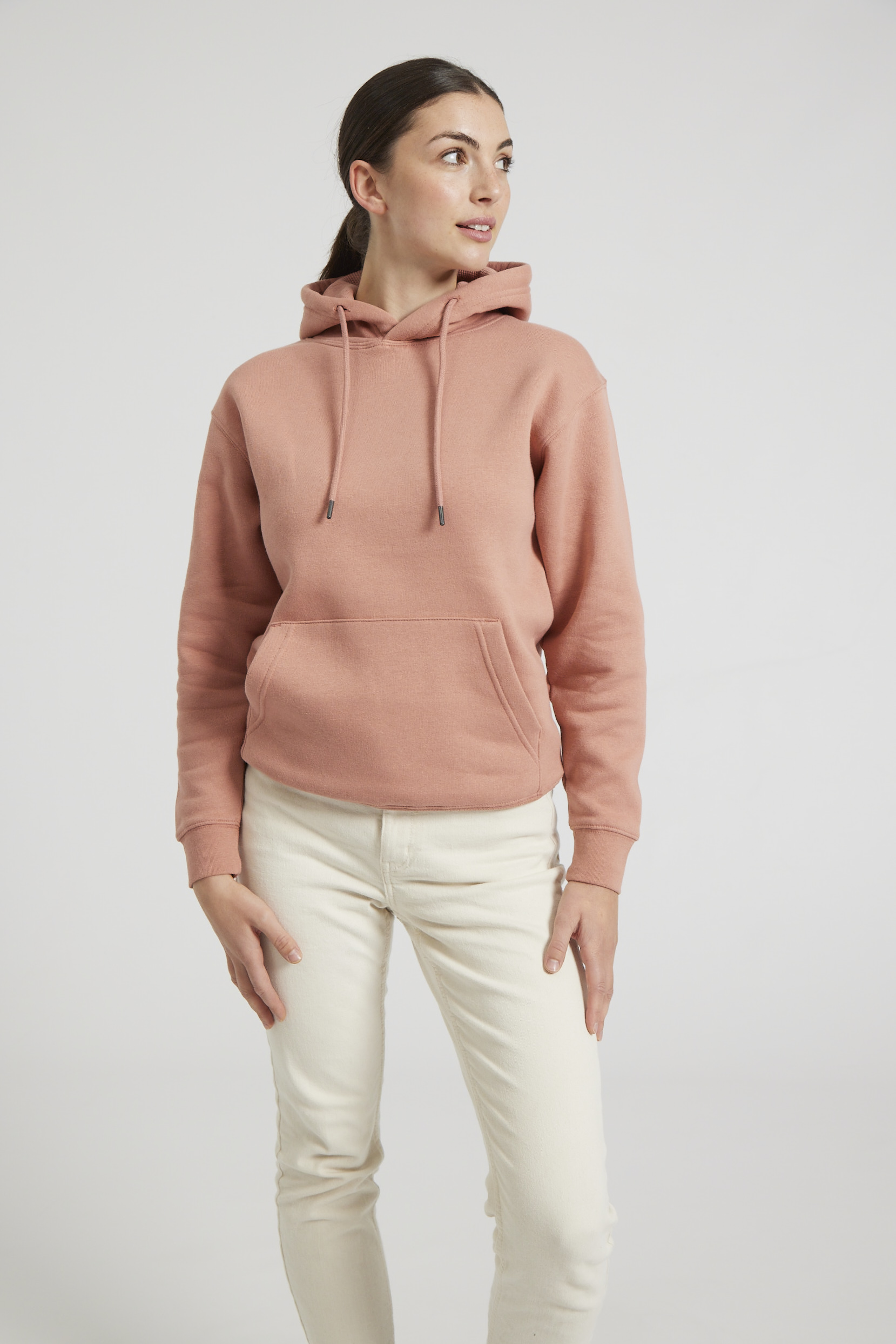 CR02-v2.0-Studio_444