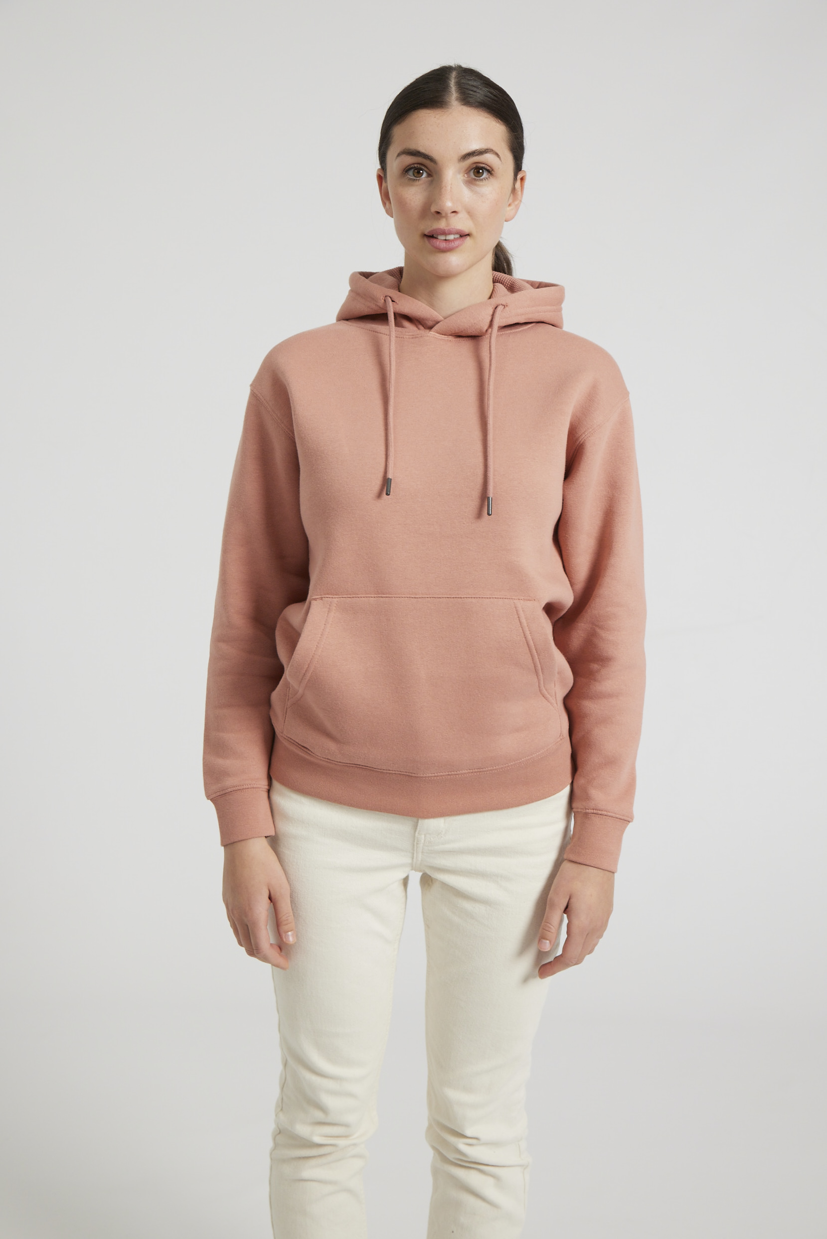 CR02-v2.0-Studio_448