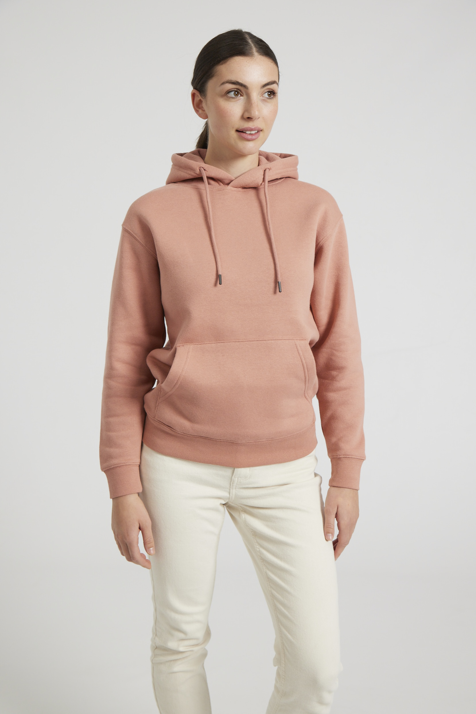 CR02-v2.0-Studio_449