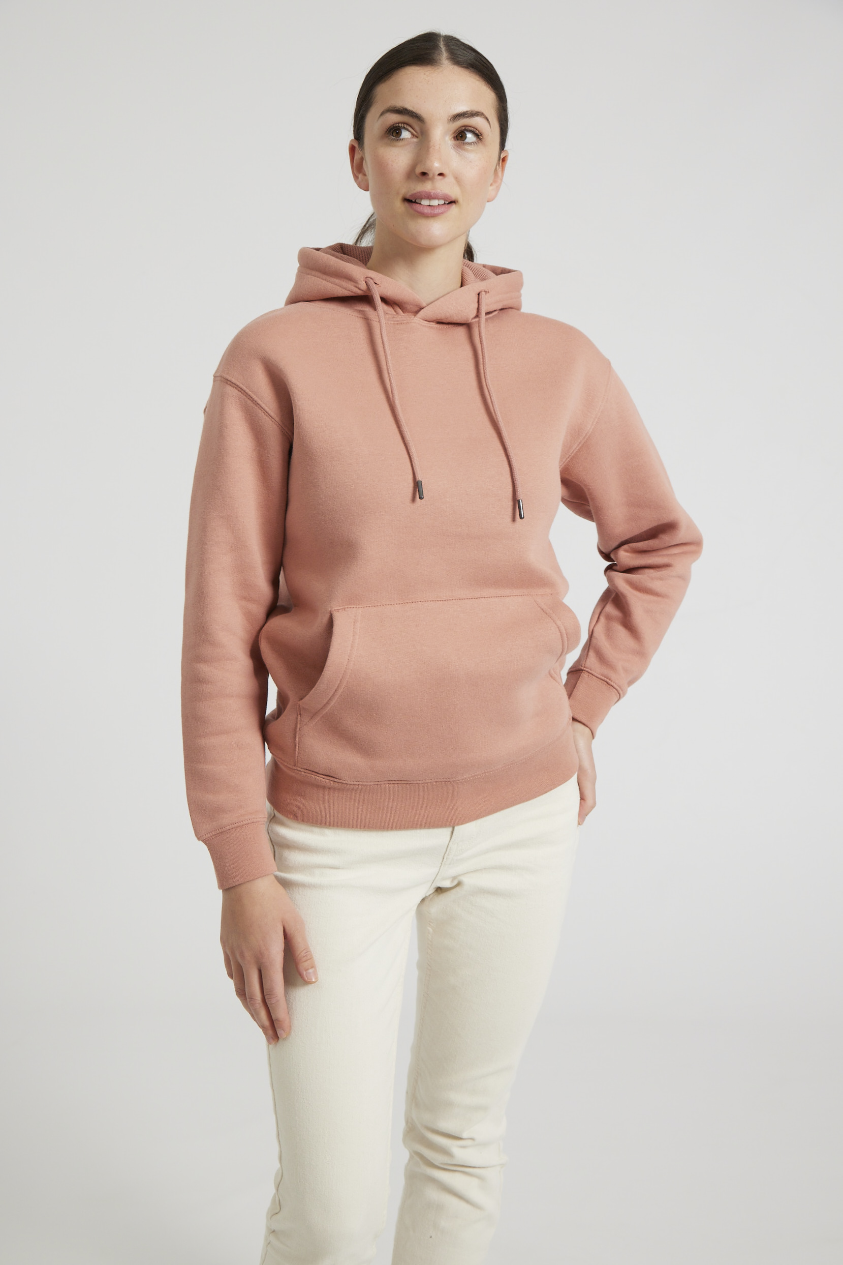 CR02-v2.0-Studio_455