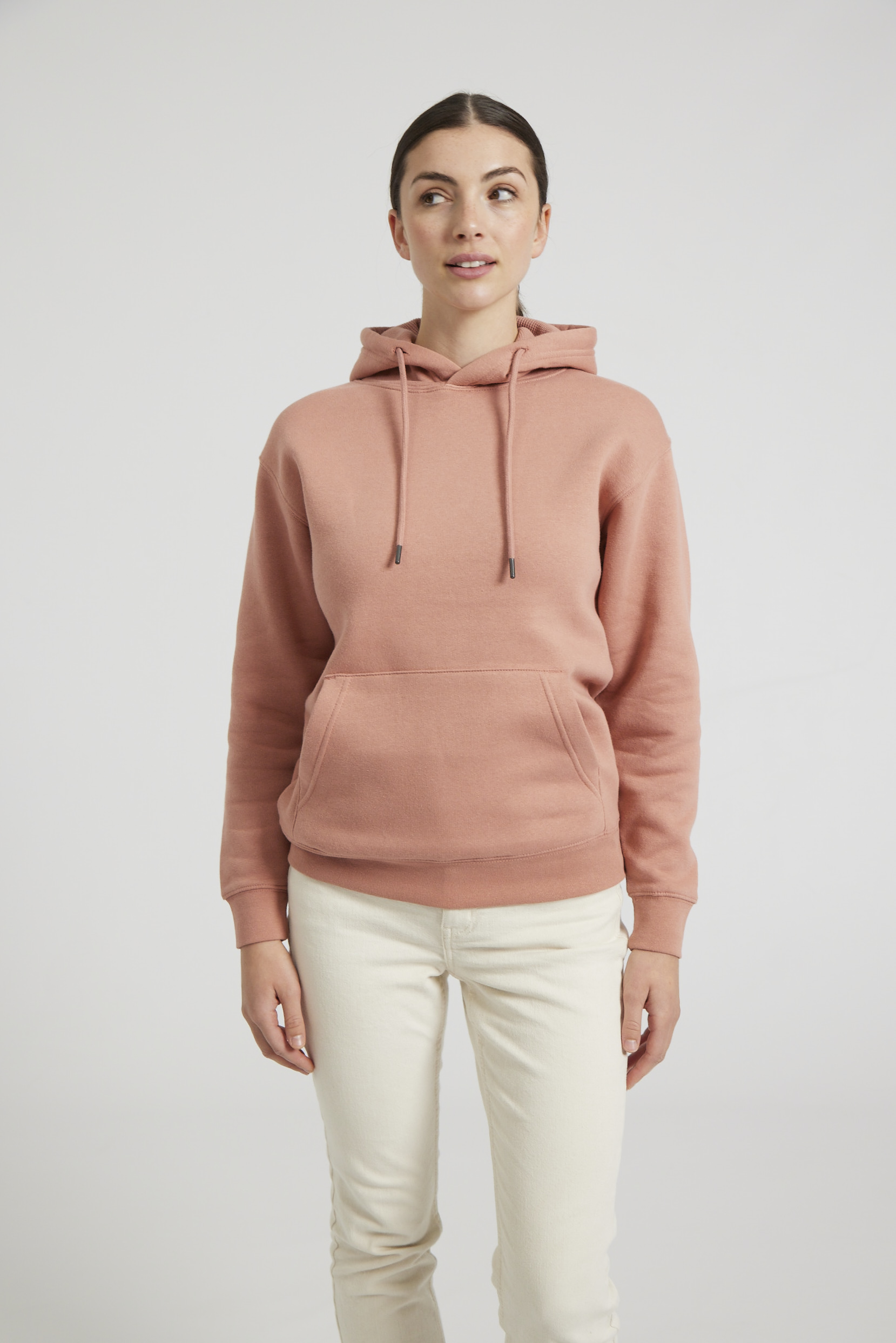 CR02-v2.0-Studio_459