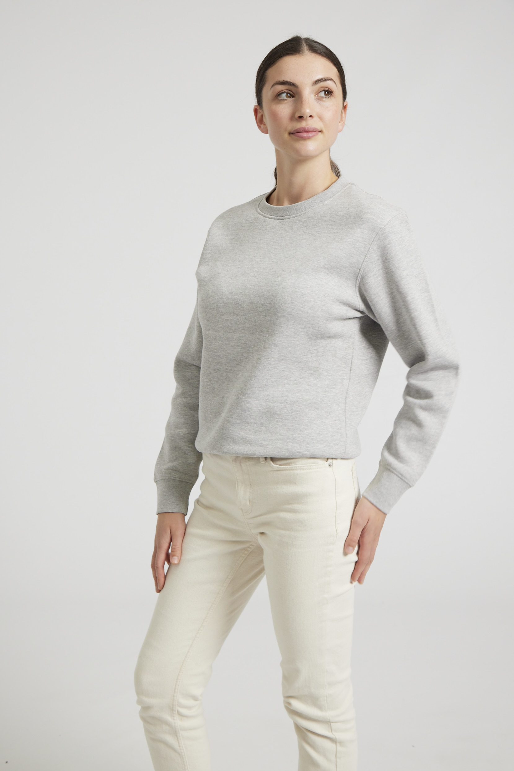 CR03-v2.0-Studio_104