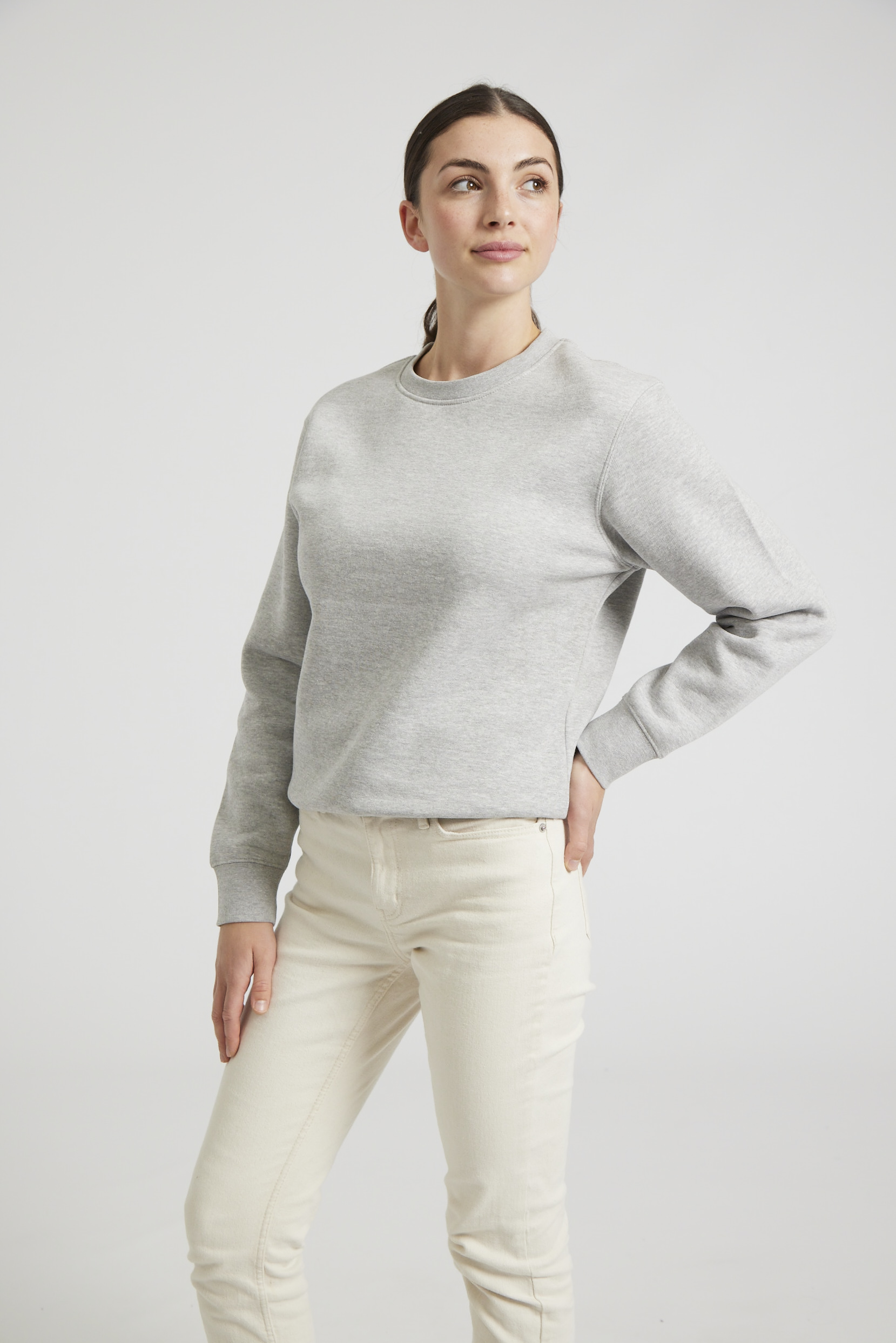 CR03-v2.0-Studio_105