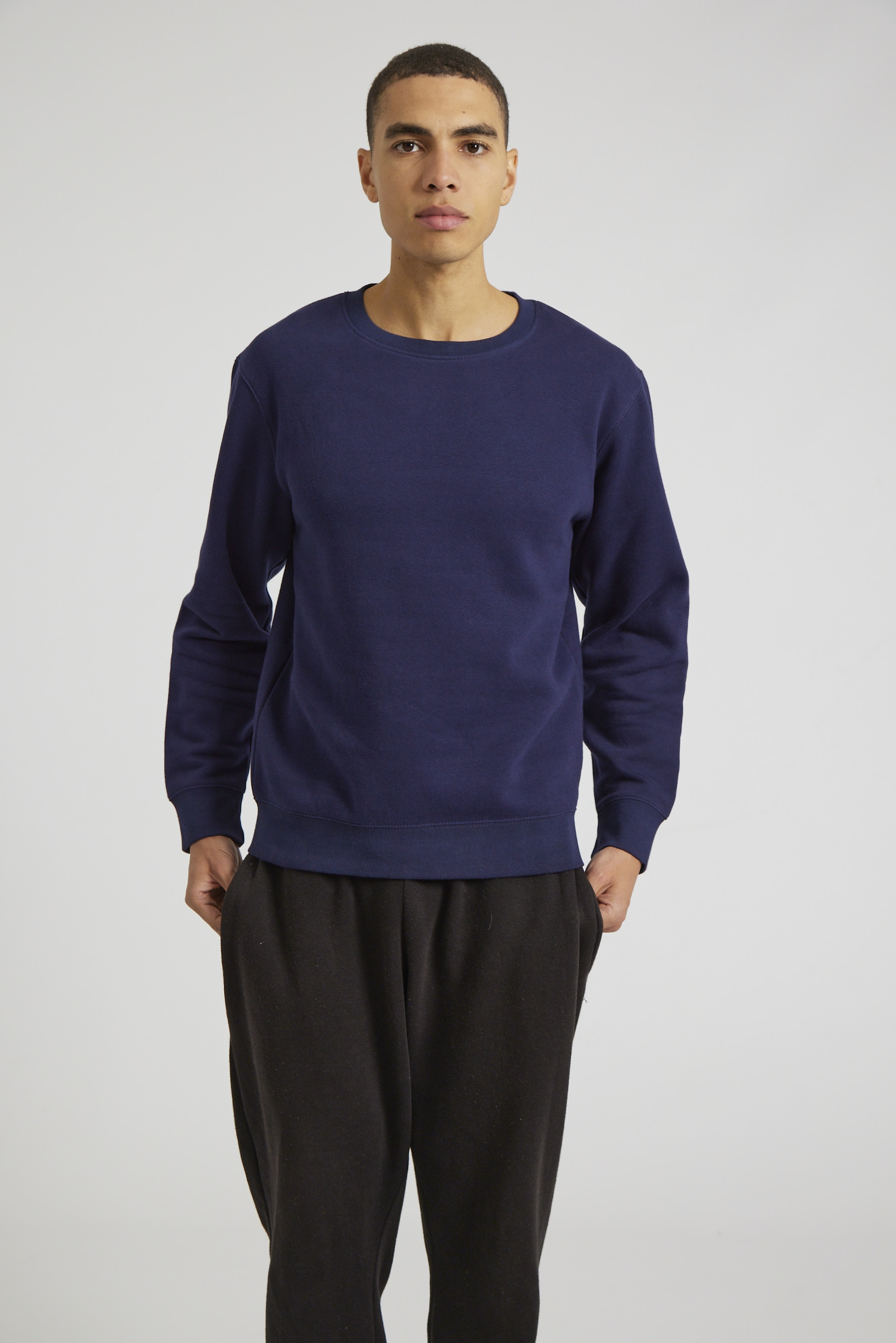 CR03-v2.0-Studio_115