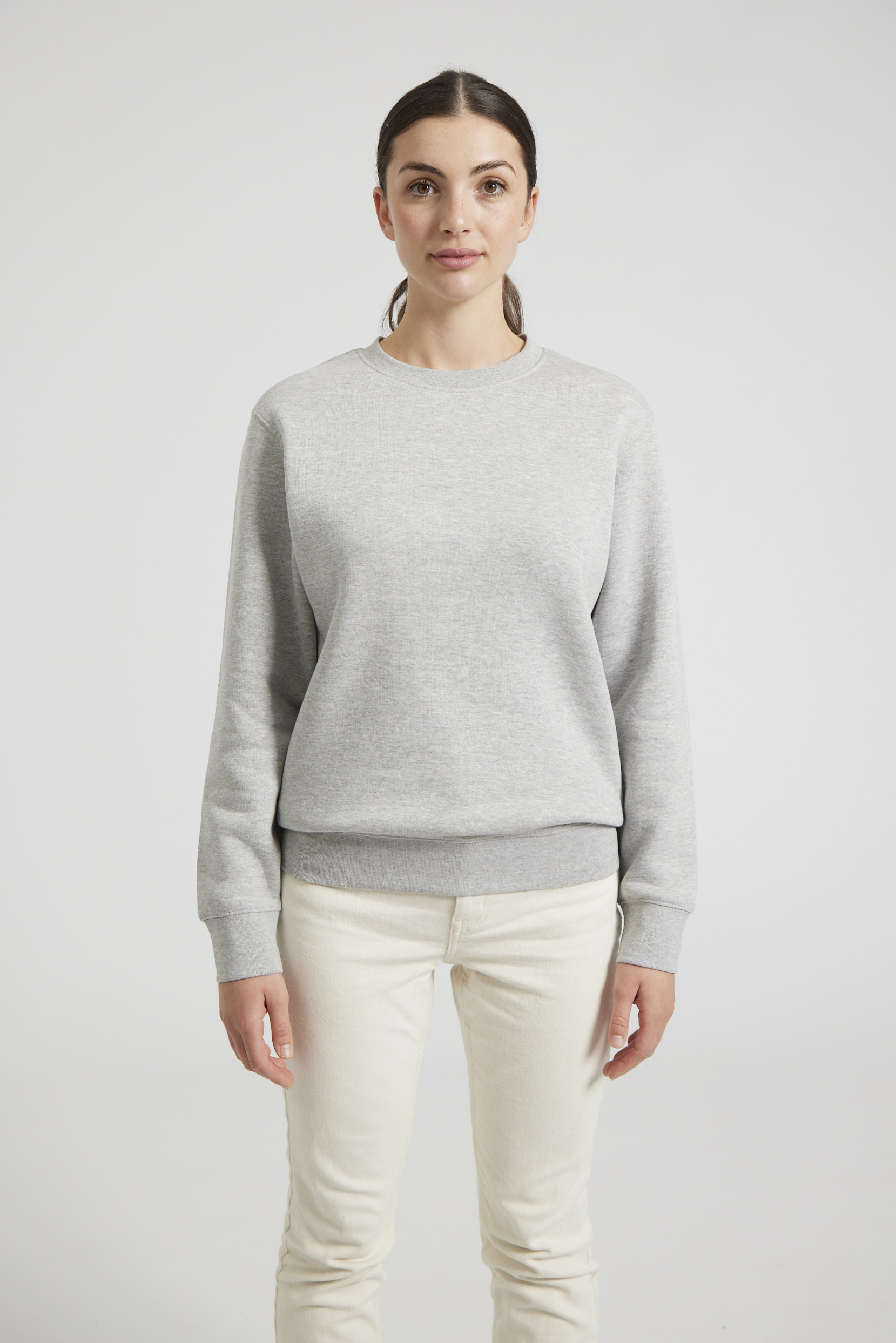 CR03-v2.0-Studio_120