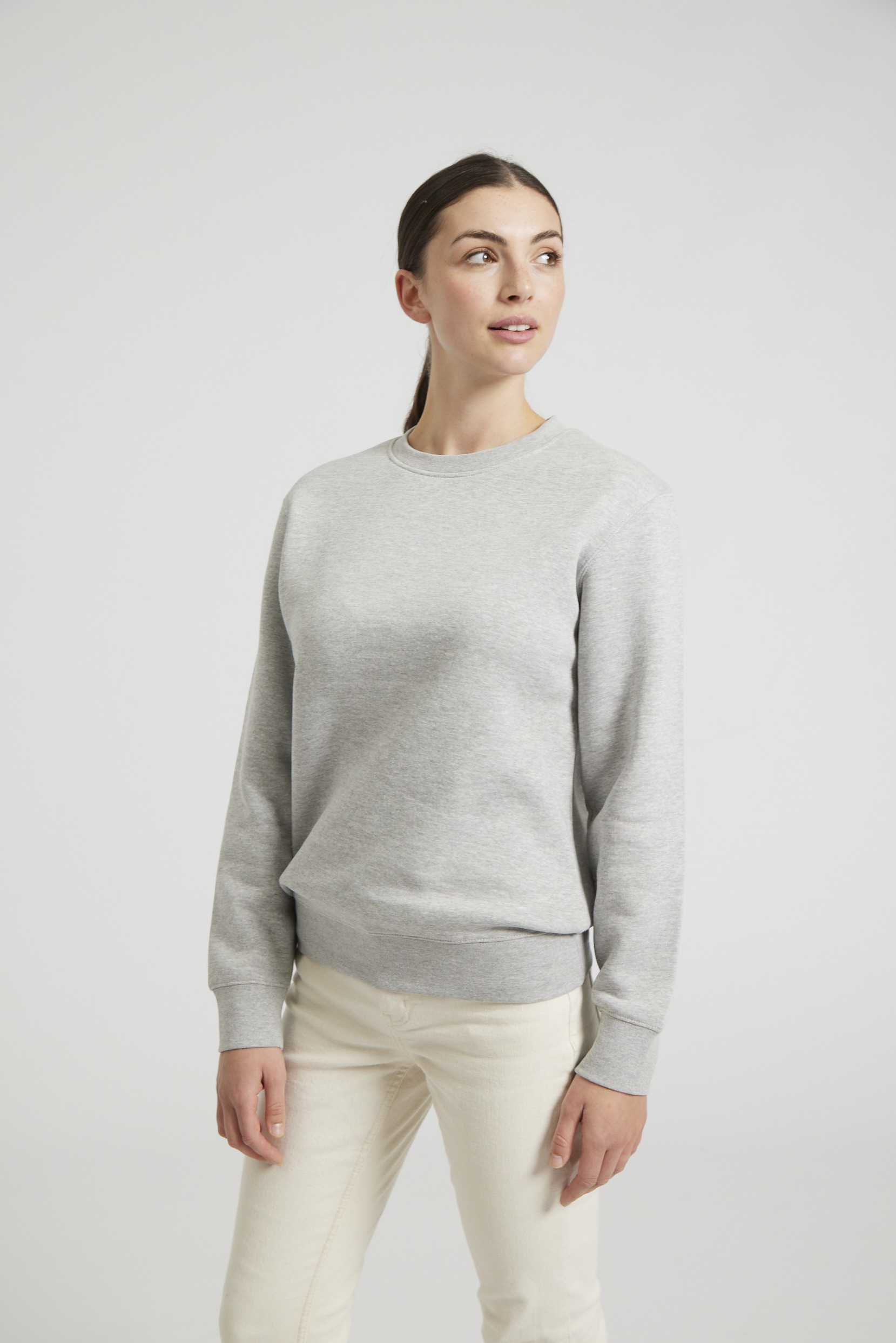 CR03-v2.0-Studio_131