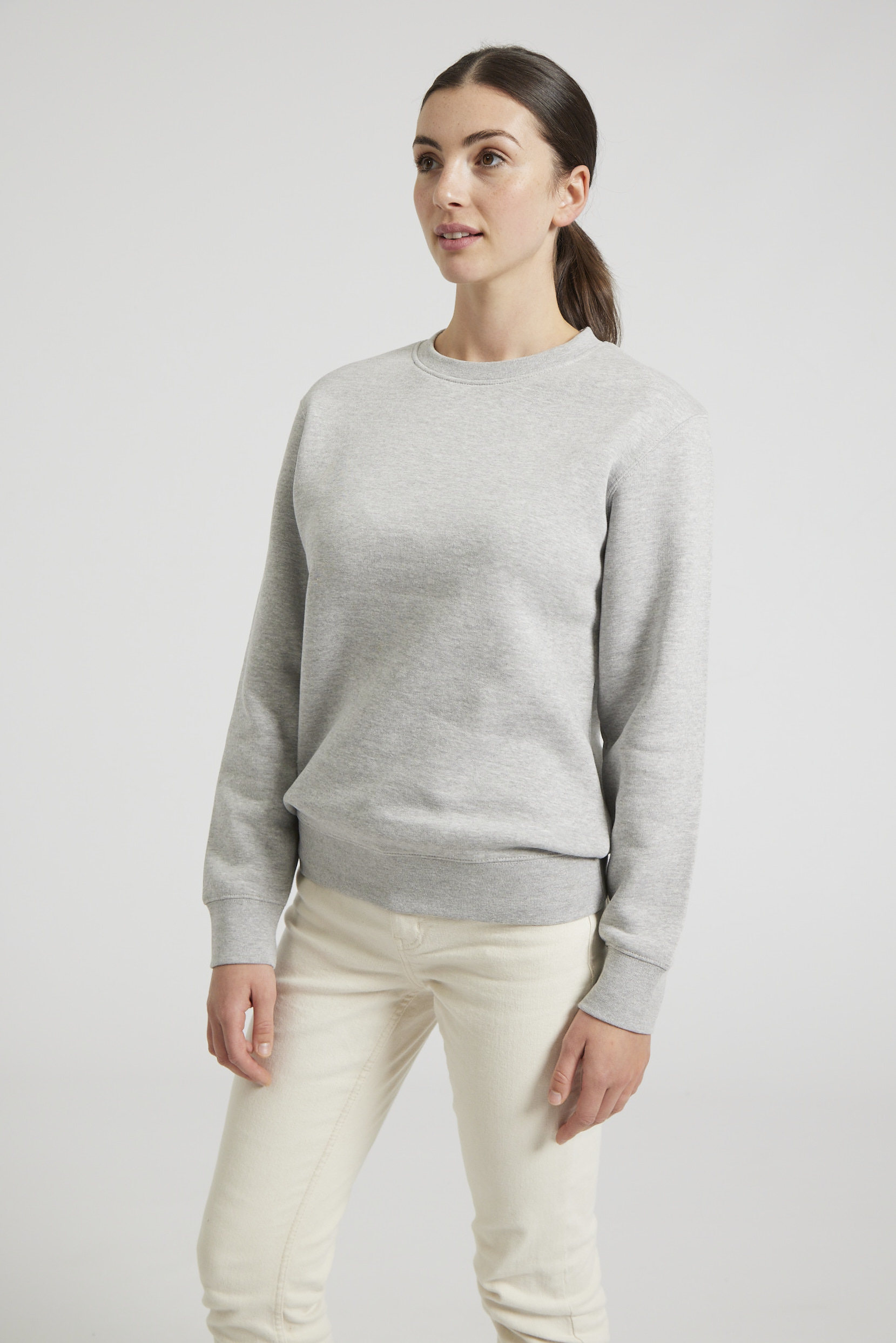 CR03-v2.0-Studio_133