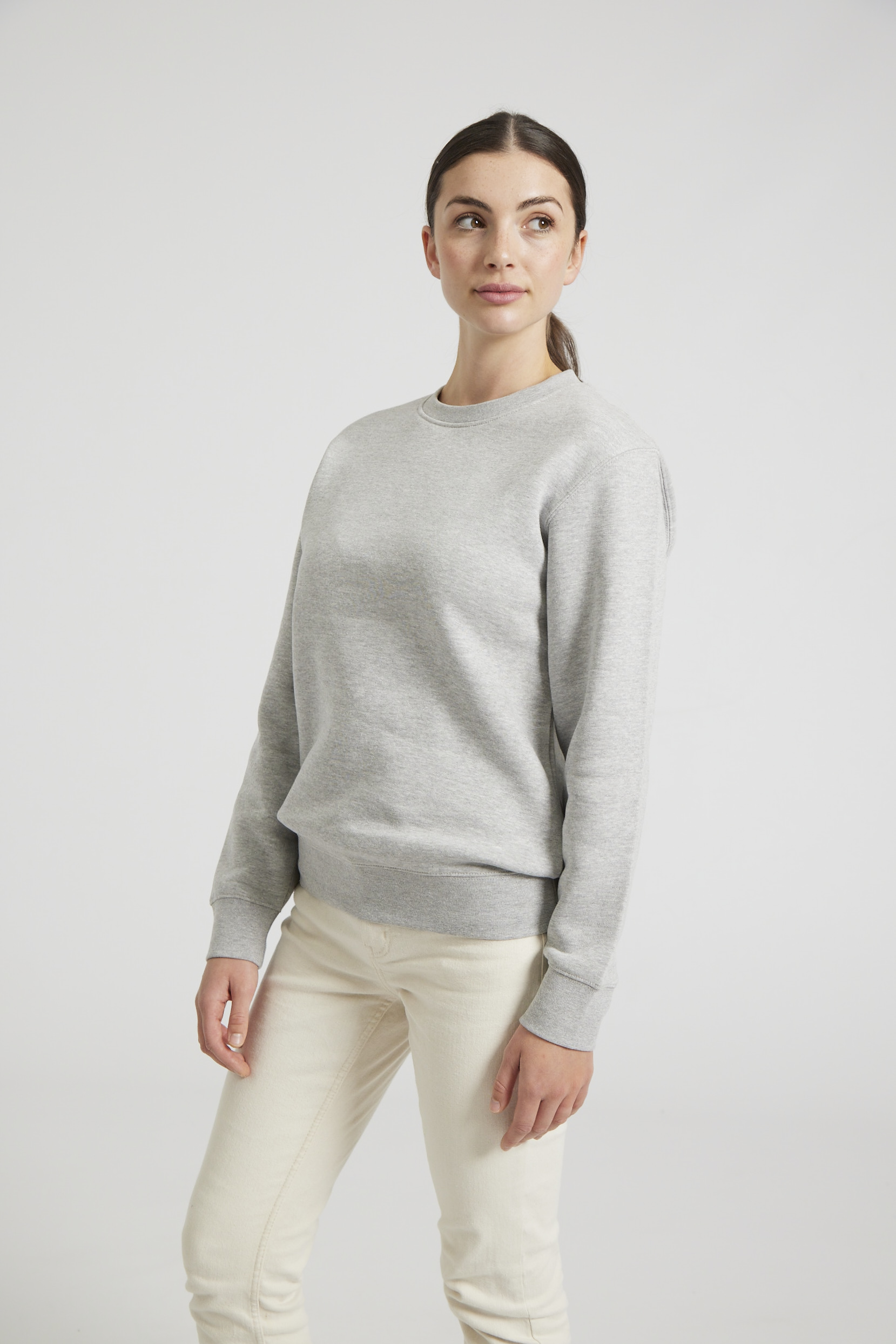 CR03-v2.0-Studio_137