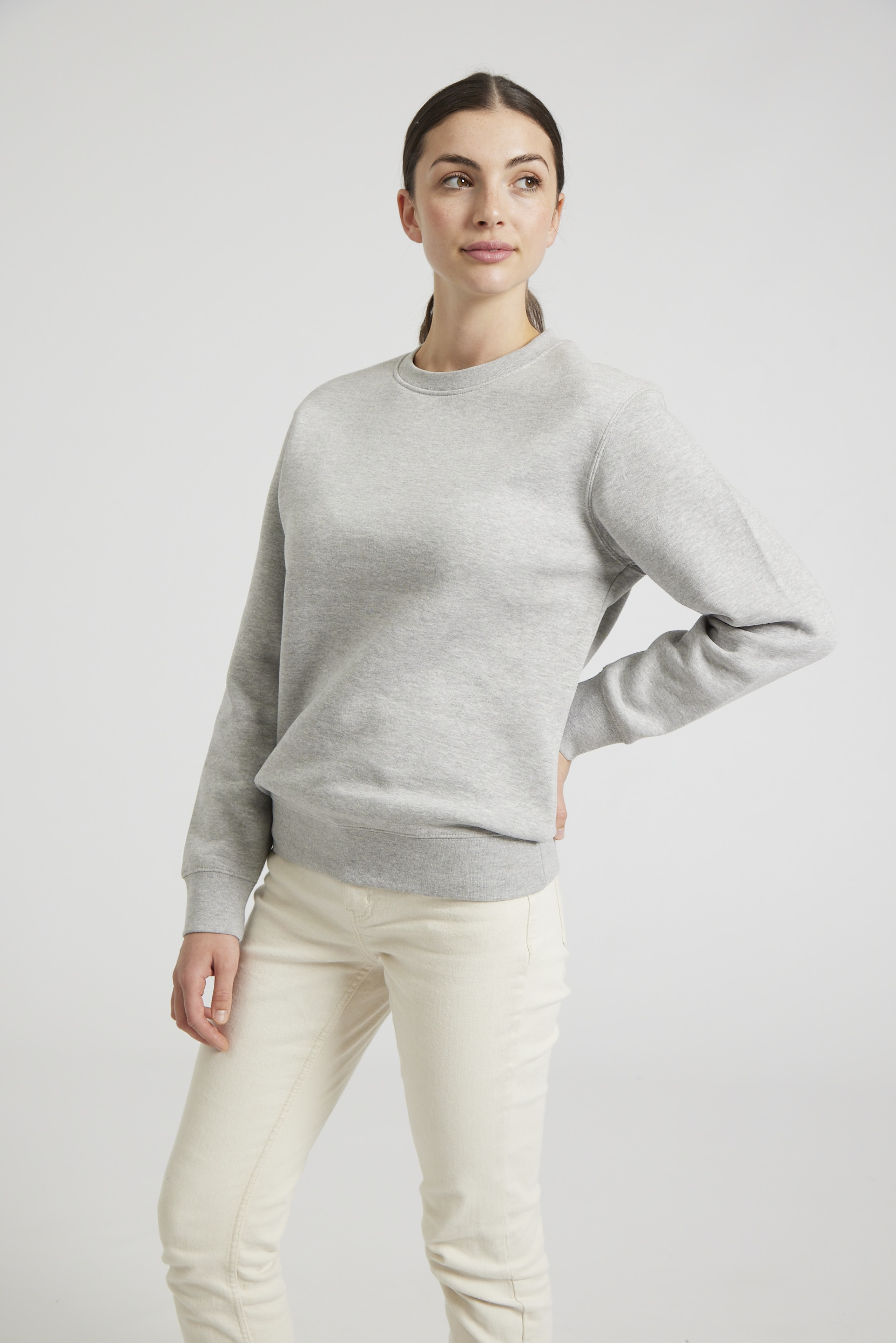 CR03-v2.0-Studio_138