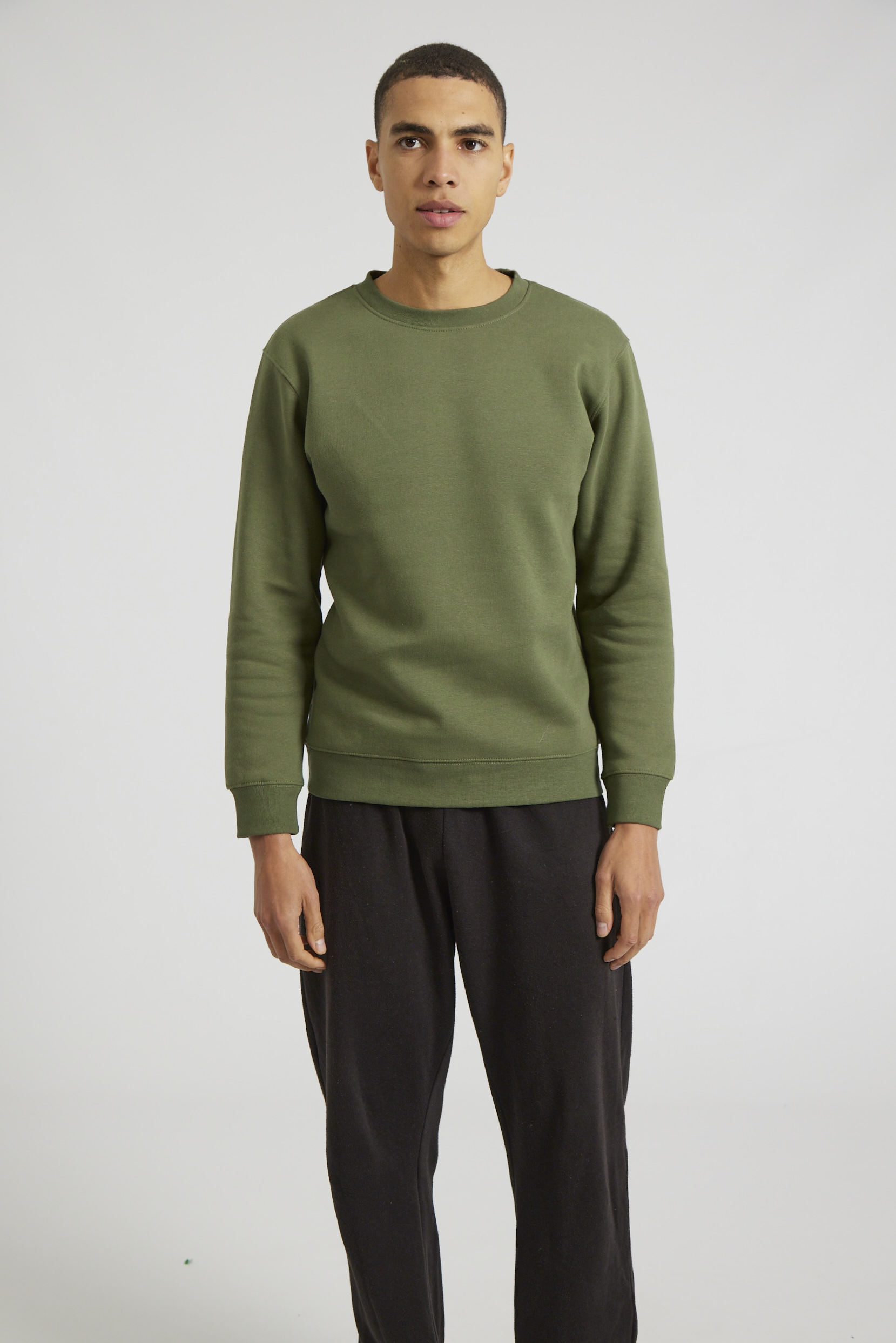 CR03-v2.0-Studio_159