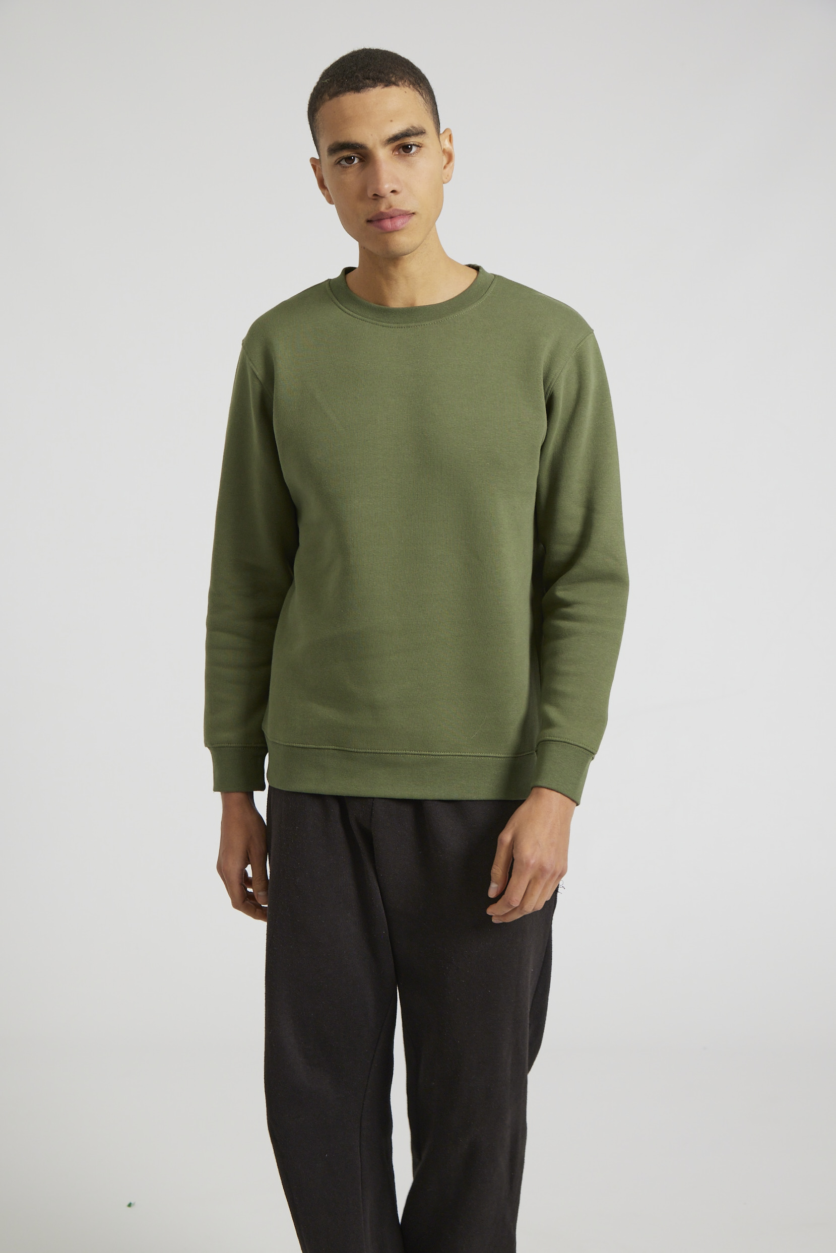 CR03-v2.0-Studio_166